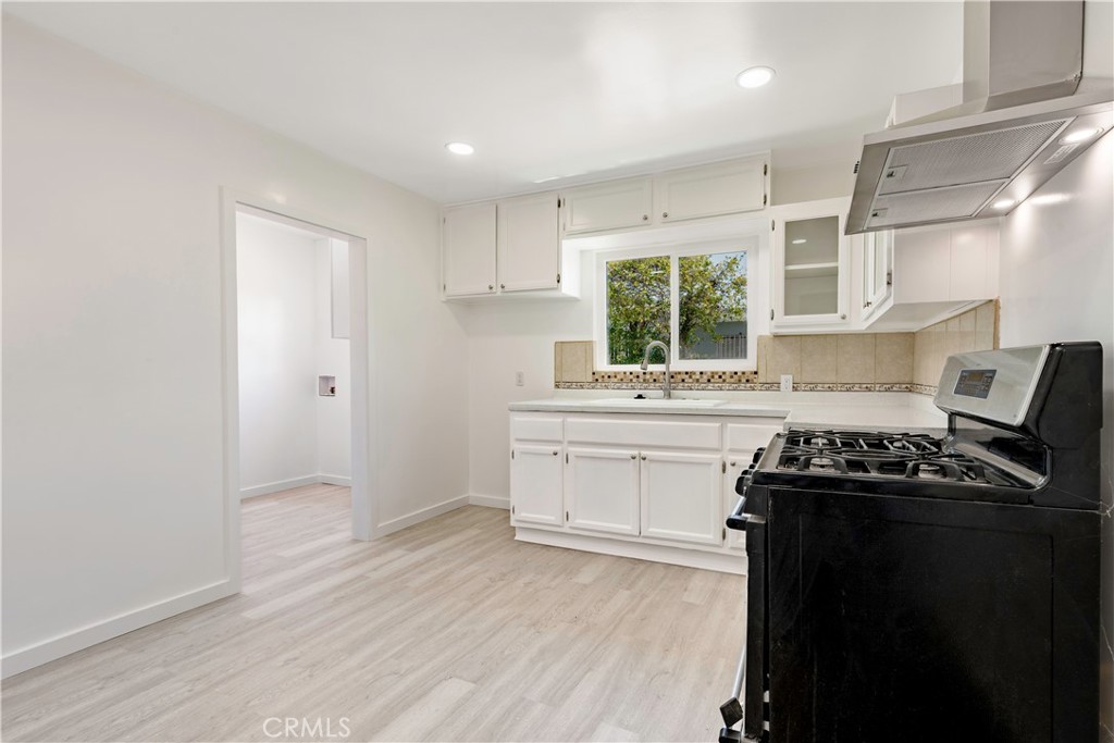 1087 253rd Street