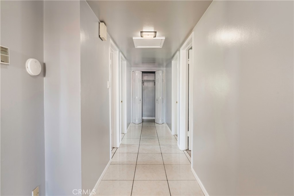 1520 W 215th