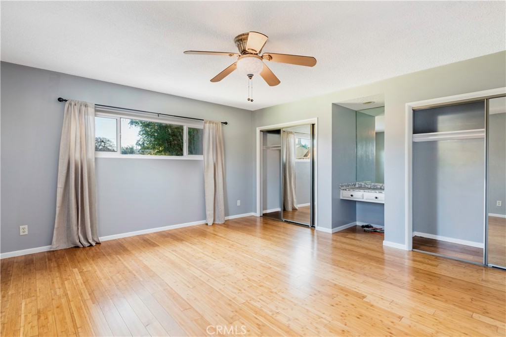 1520 W 215th