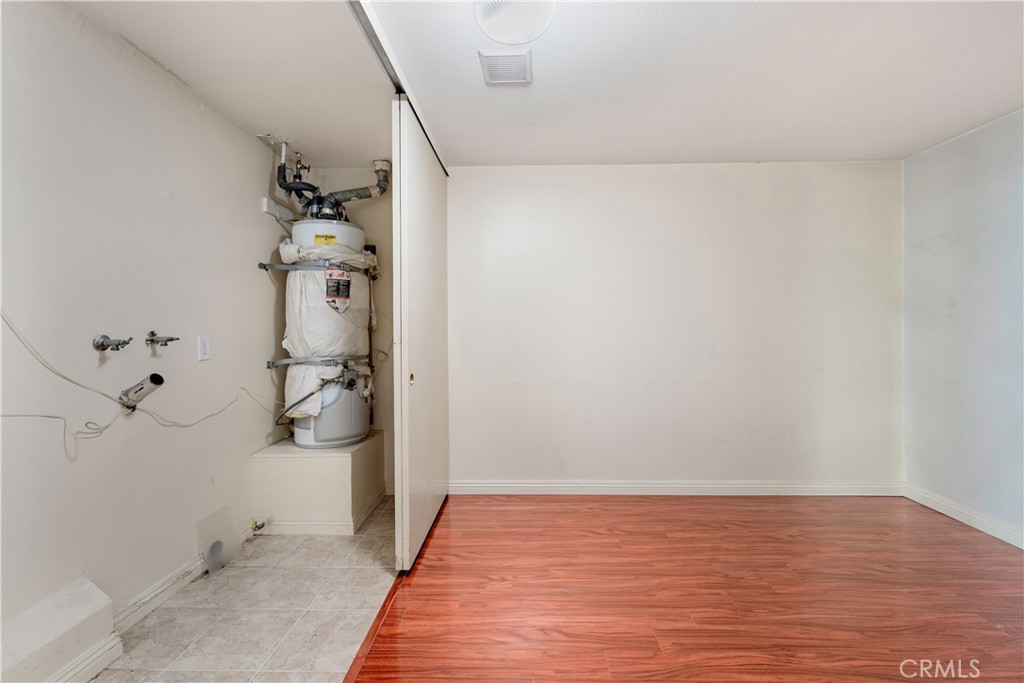 18050 Prairie Avenue B