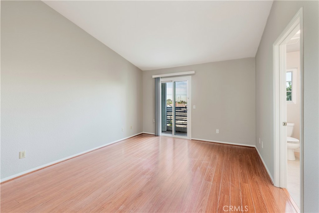 18050 Prairie Avenue B