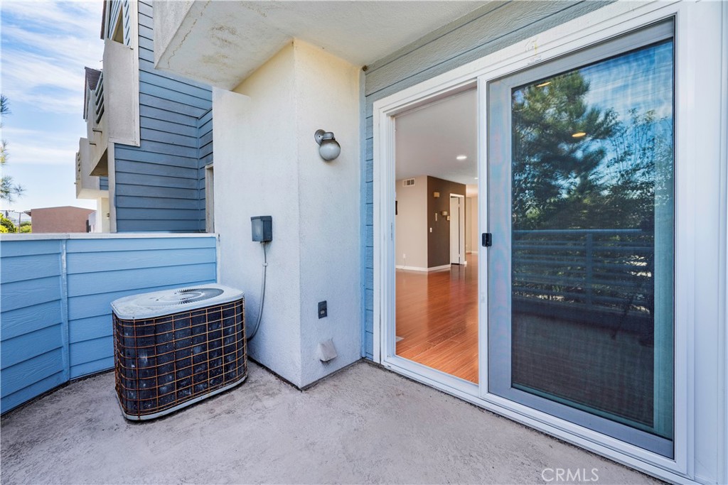 18050 Prairie Avenue B