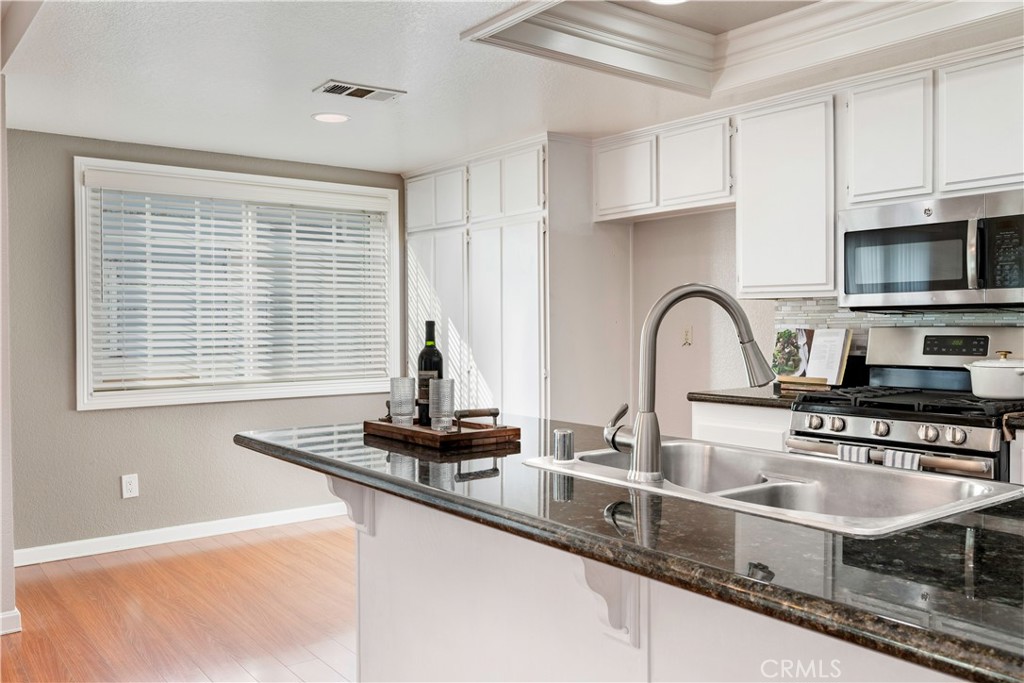 18050 Prairie Avenue B