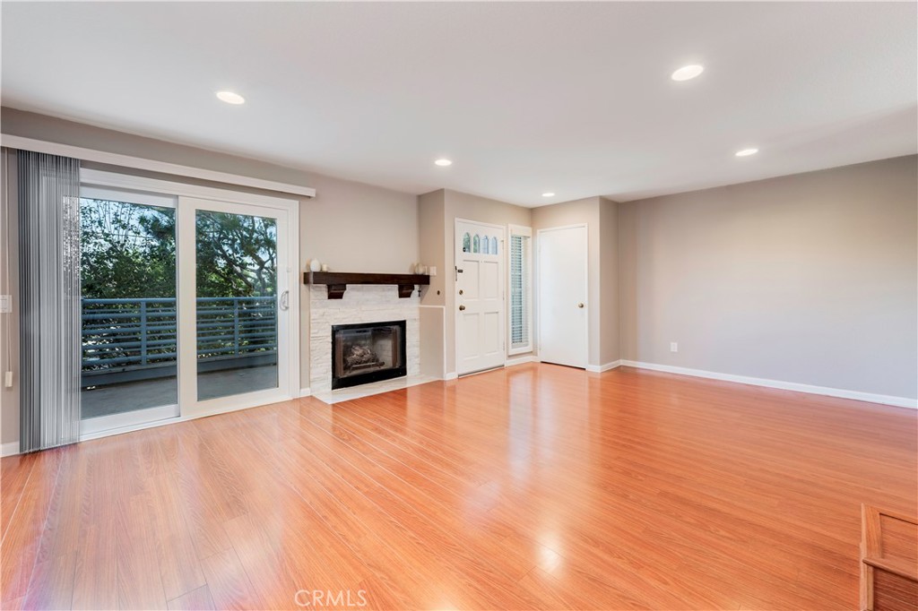 18050 Prairie Avenue B