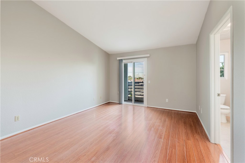 18050 Prairie Avenue B