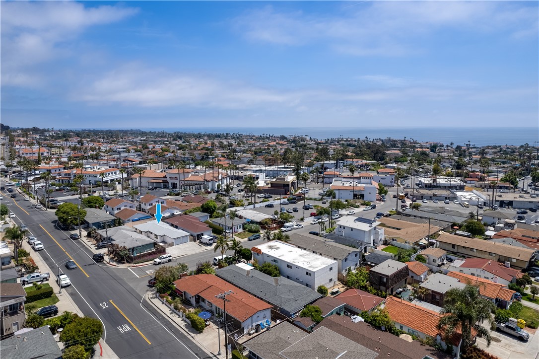 120 E Mariposa