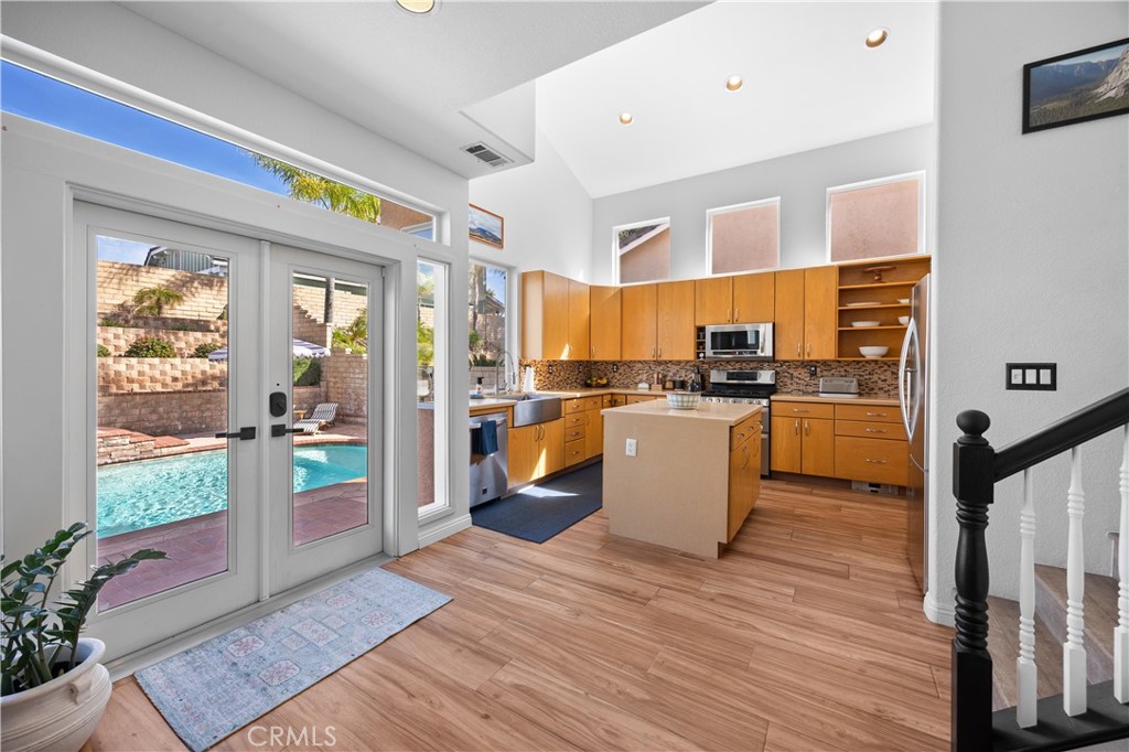 28214 Ridge View