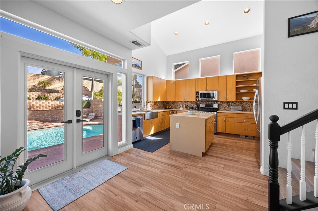 28214 Ridge View