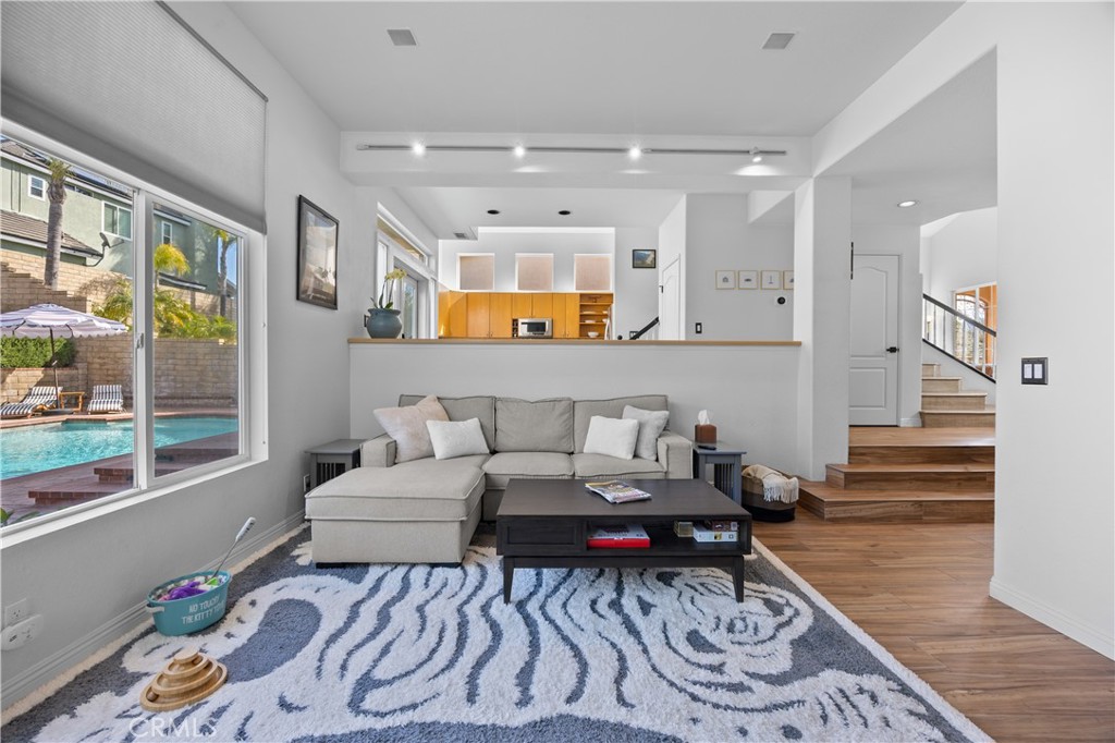 28214 Ridge View