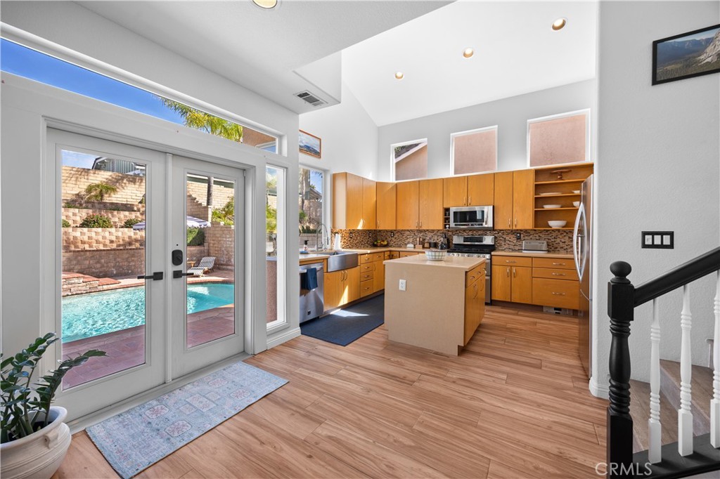 28214 Ridge View