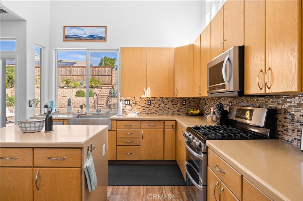 28214 Ridge View
