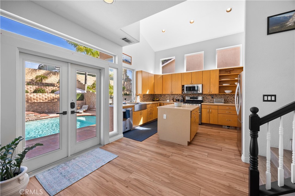 28214 Ridge View