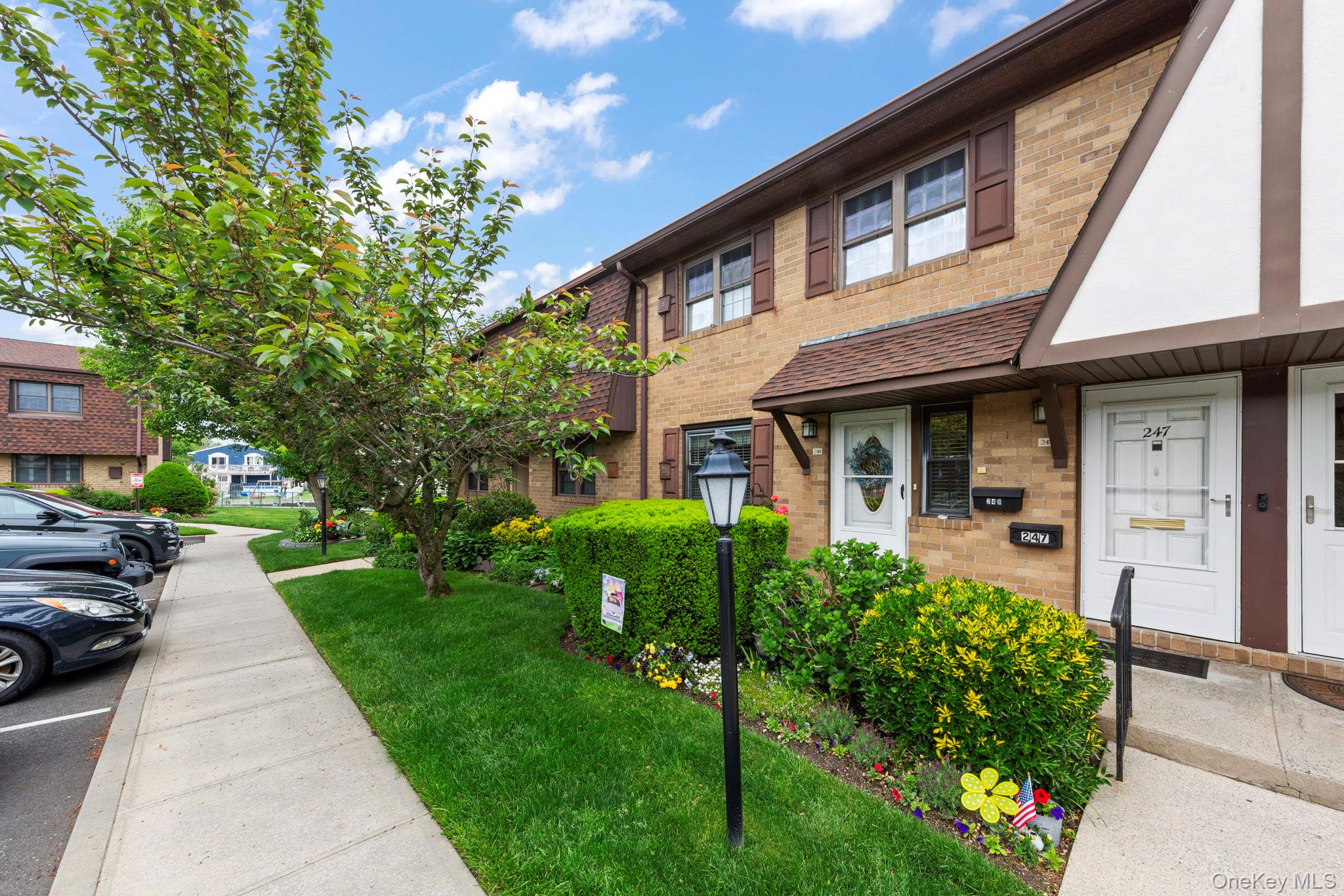 248 Mariners Way