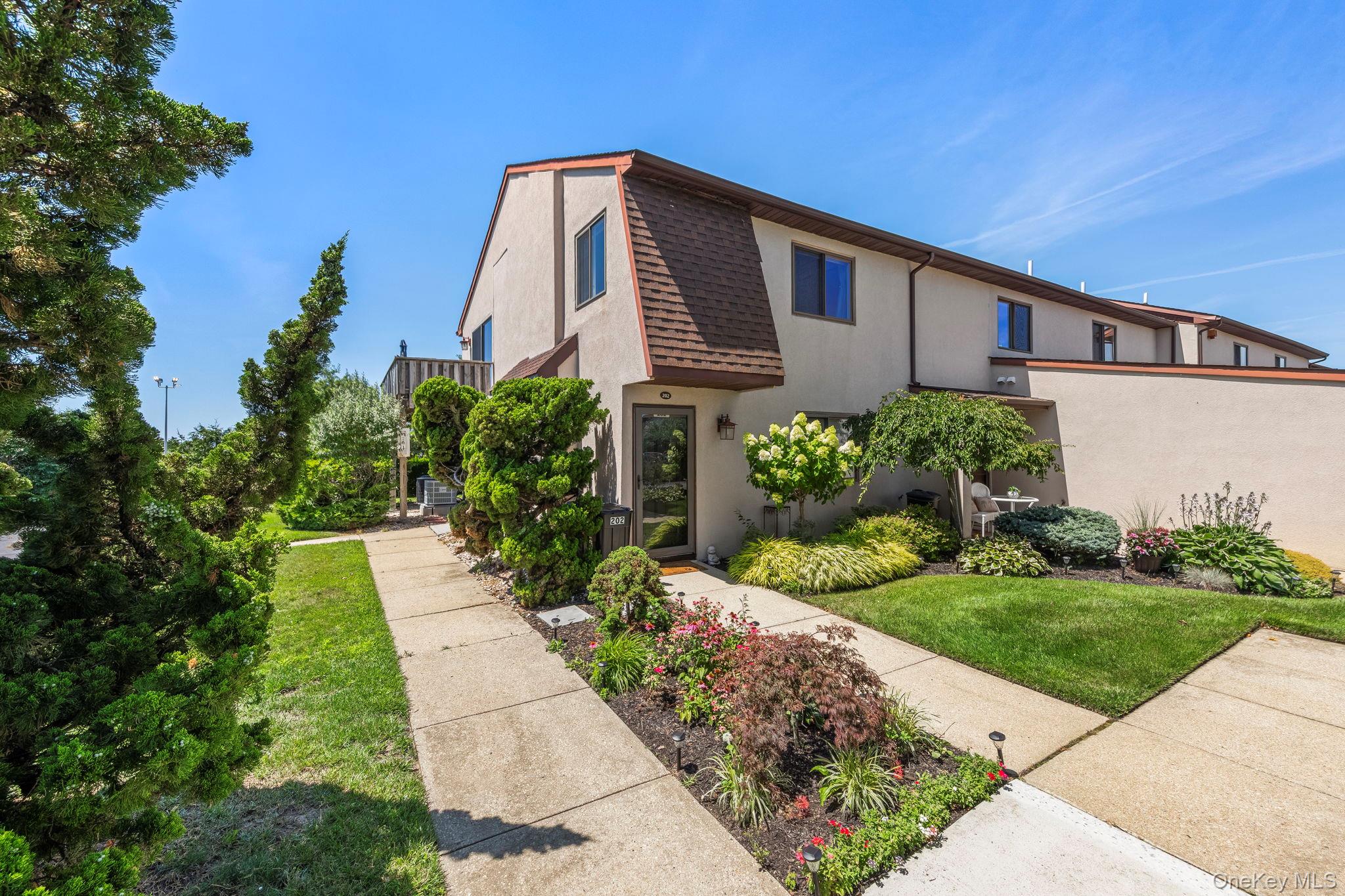 1 Anchorage Way Unit: 202