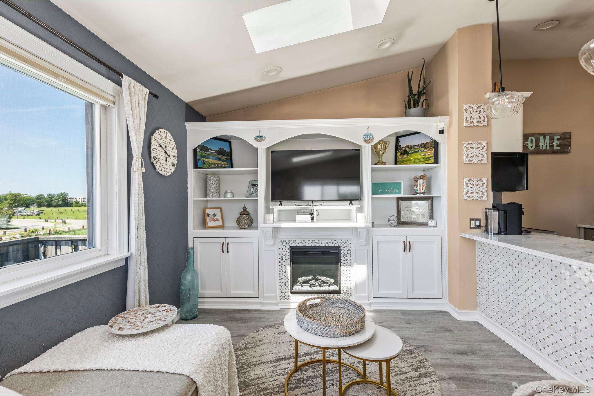 1 Anchorage Way Unit: 202