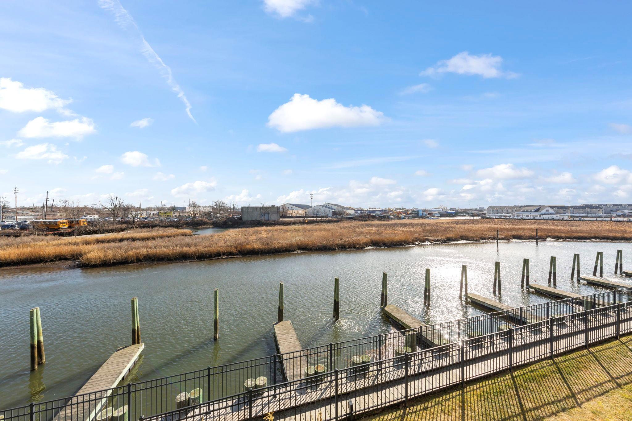 321 Marina Pointe Drive