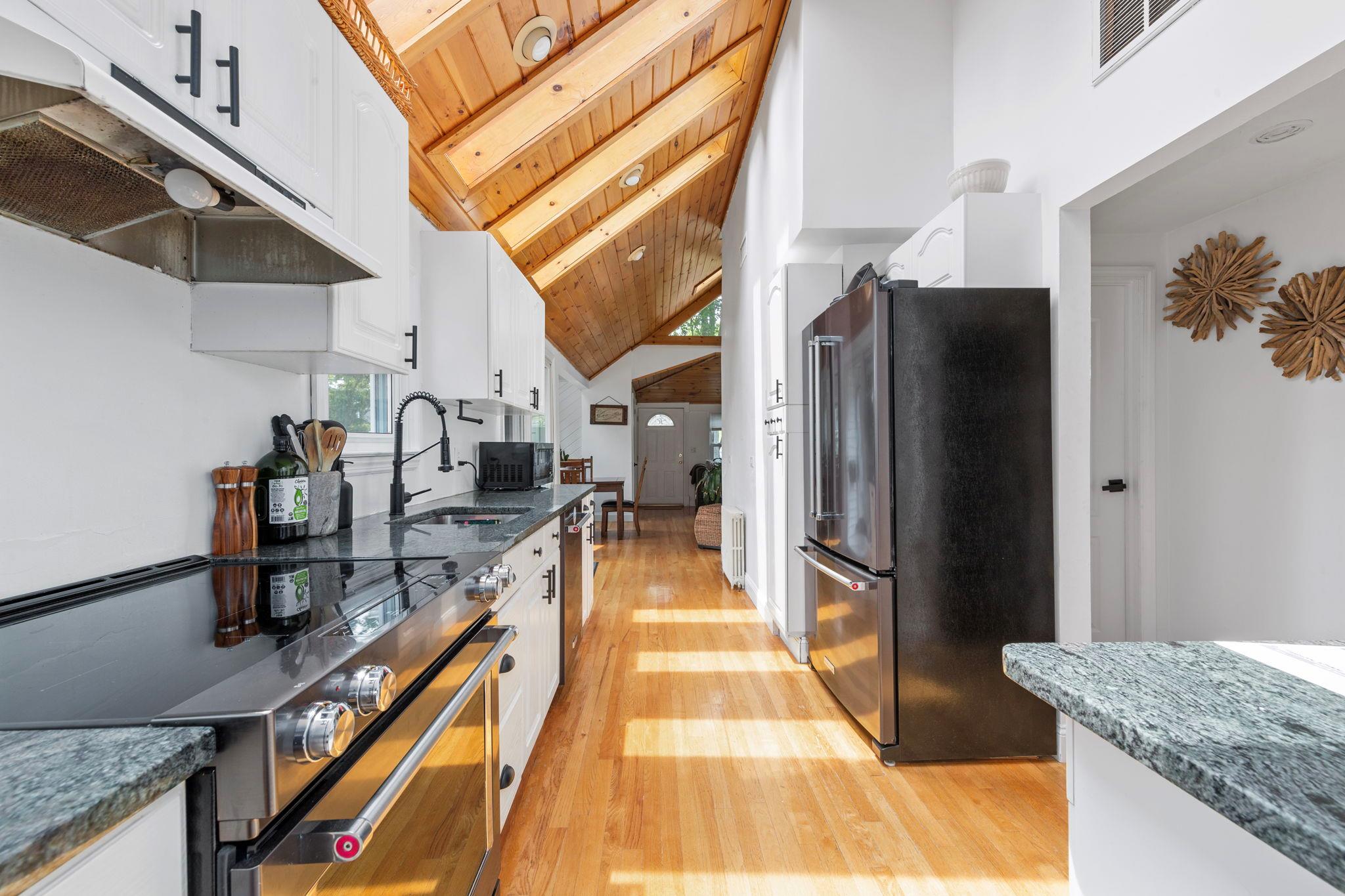 43 Willett Avenue