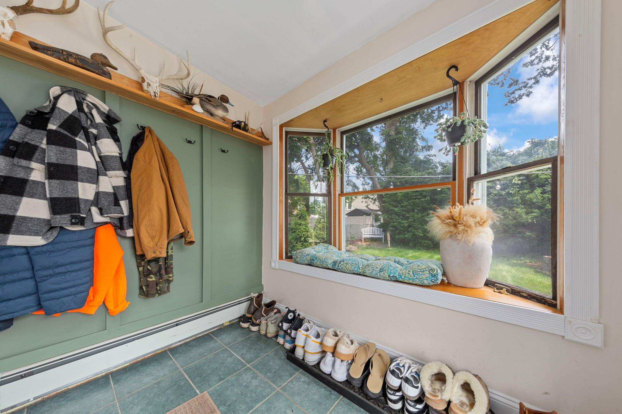 43 Willett Avenue