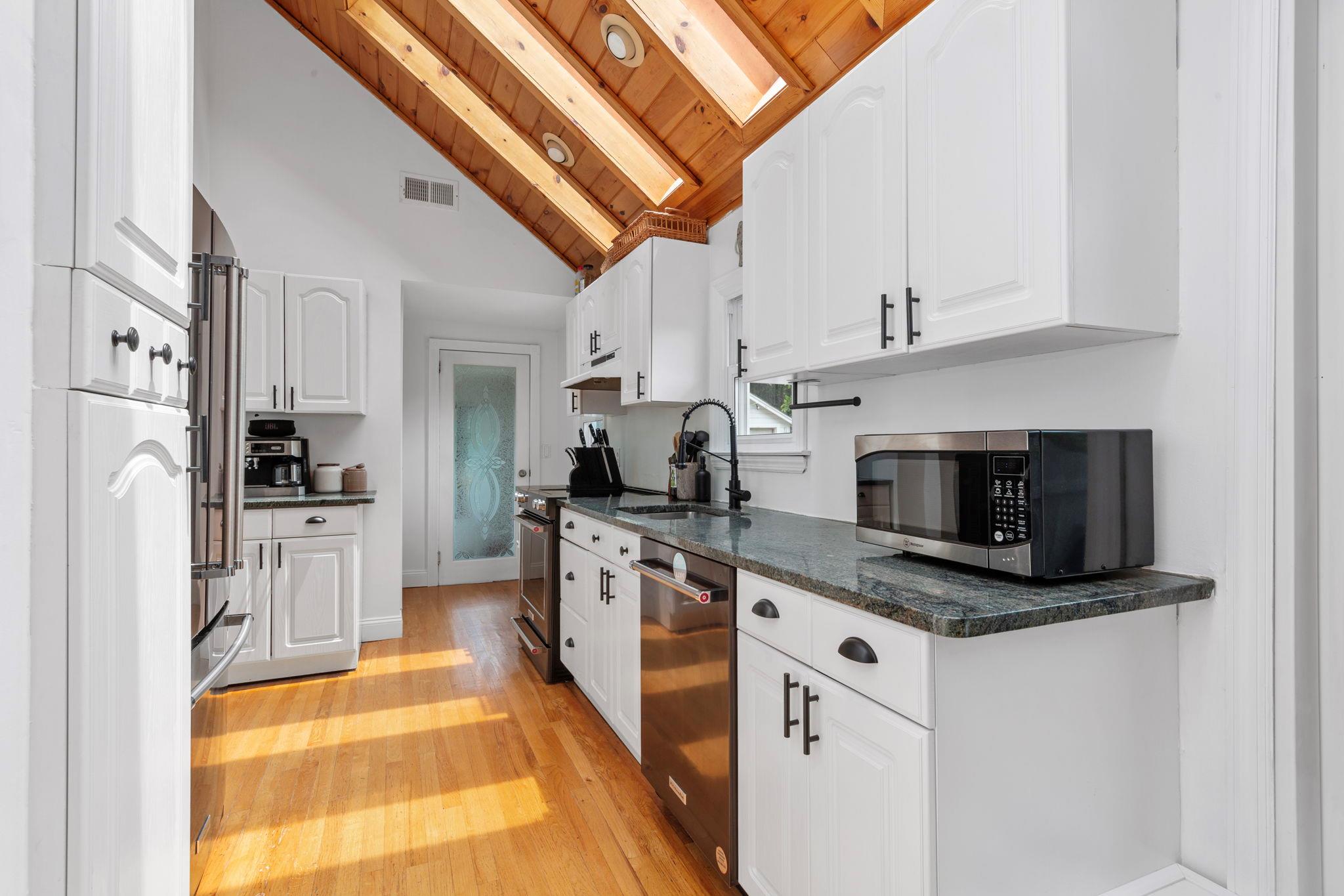 43 Willett Avenue