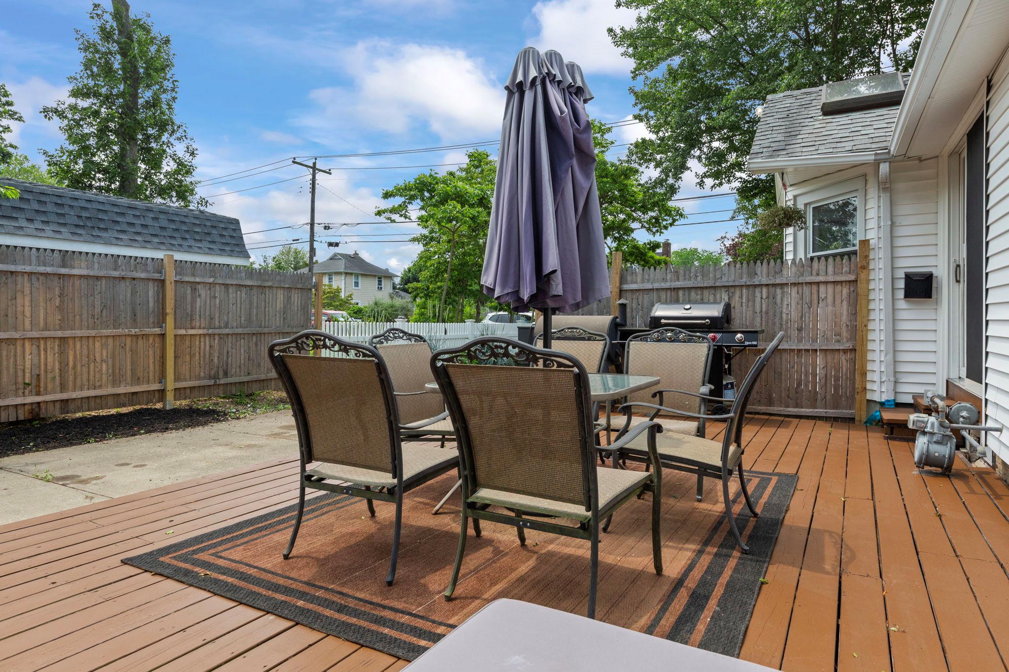 43 Willett Avenue