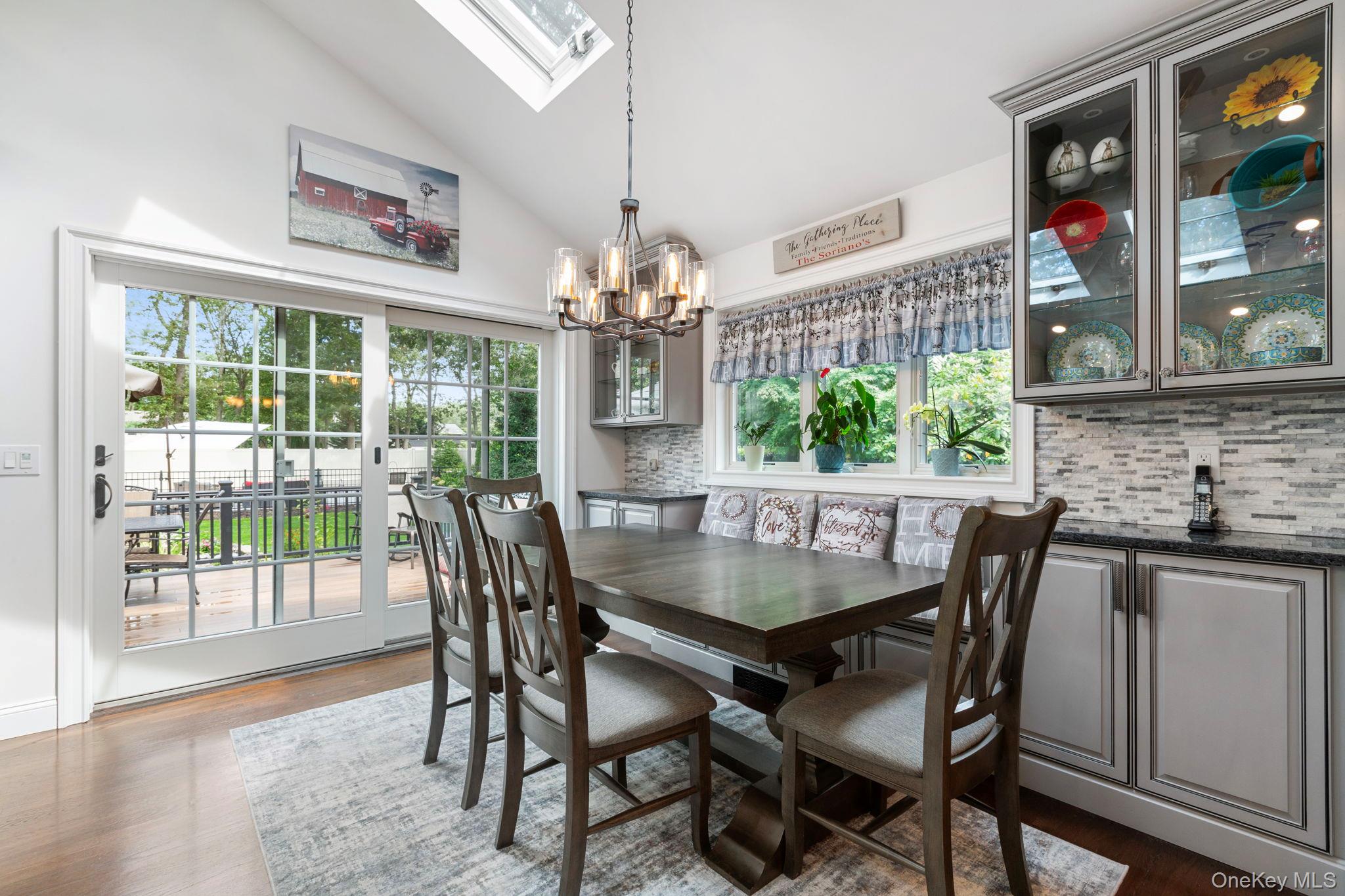 1 Arbutus Court