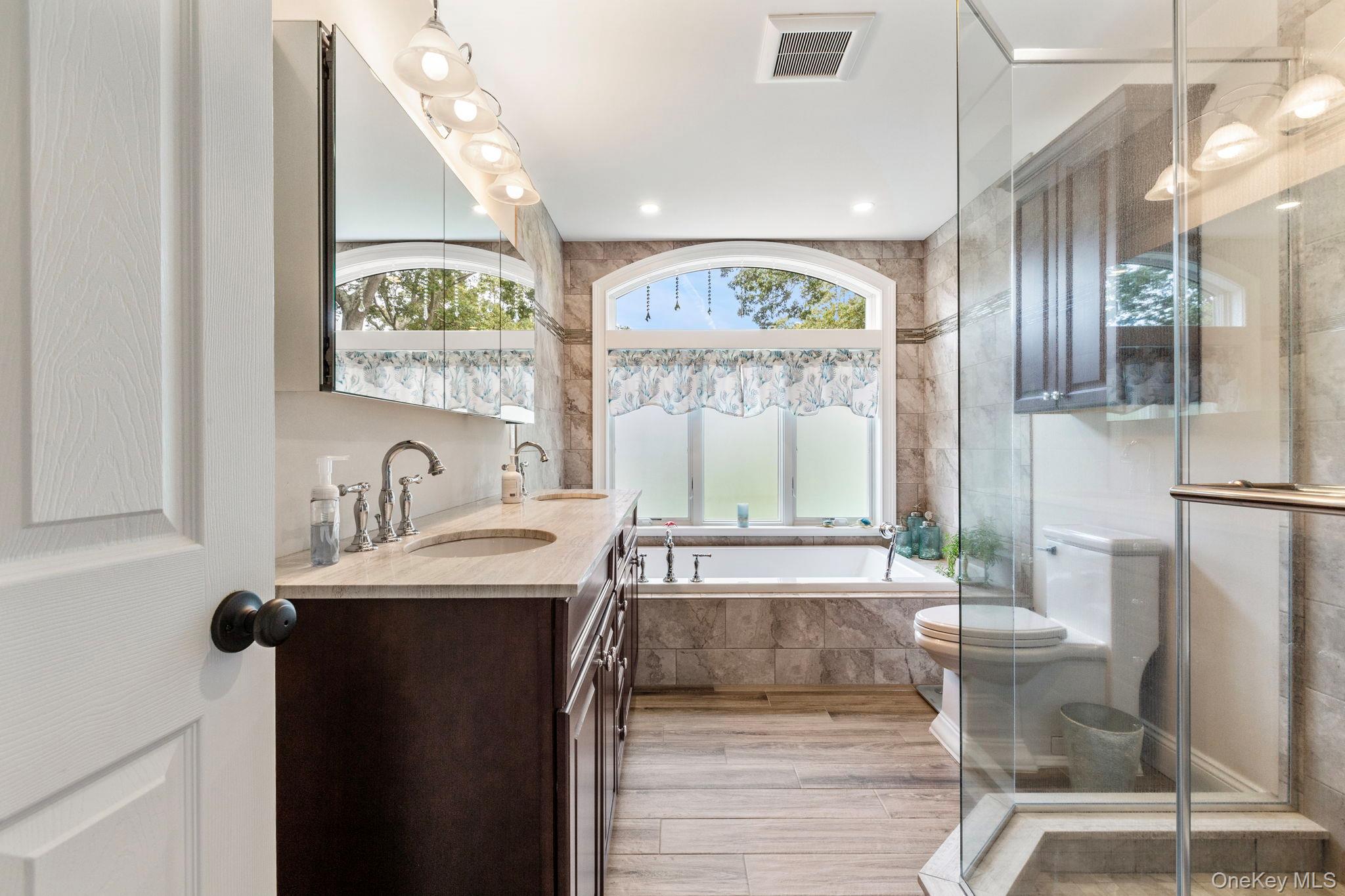 1 Arbutus Court