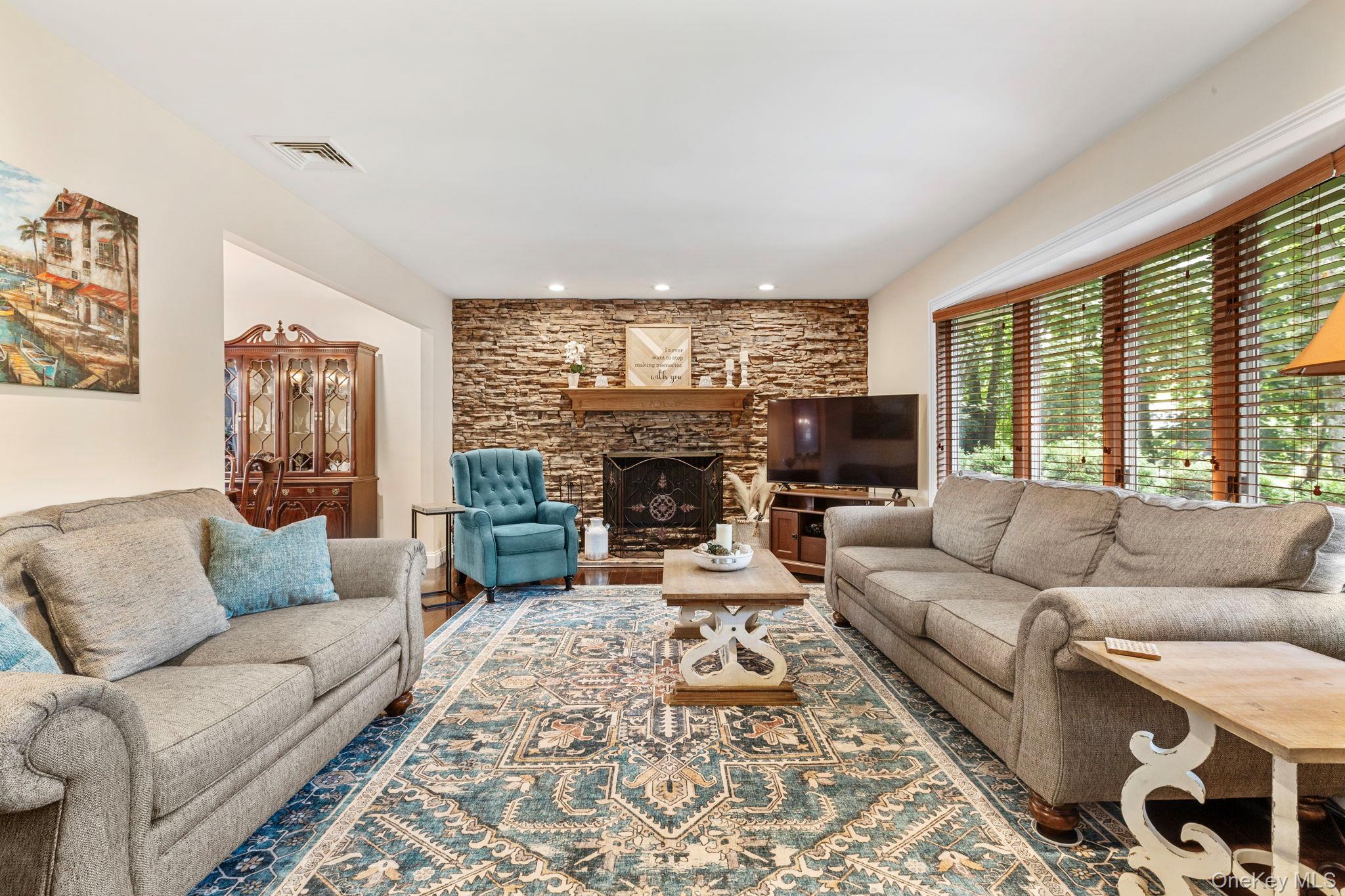 1 Arbutus Court