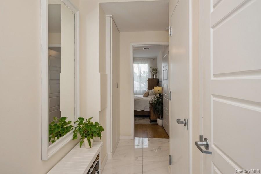 1251 E 19th Street Unit: 4B