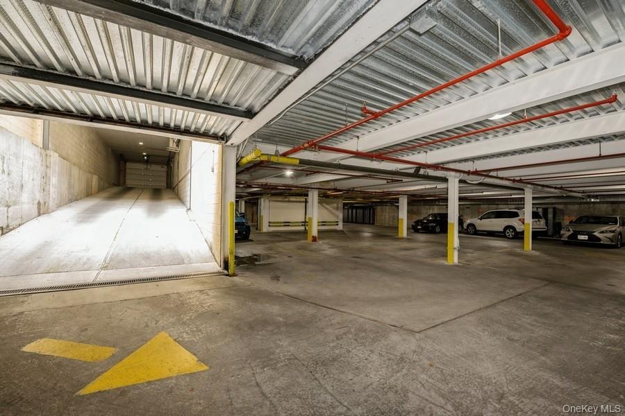 1251 E 19th Street Unit: 4B