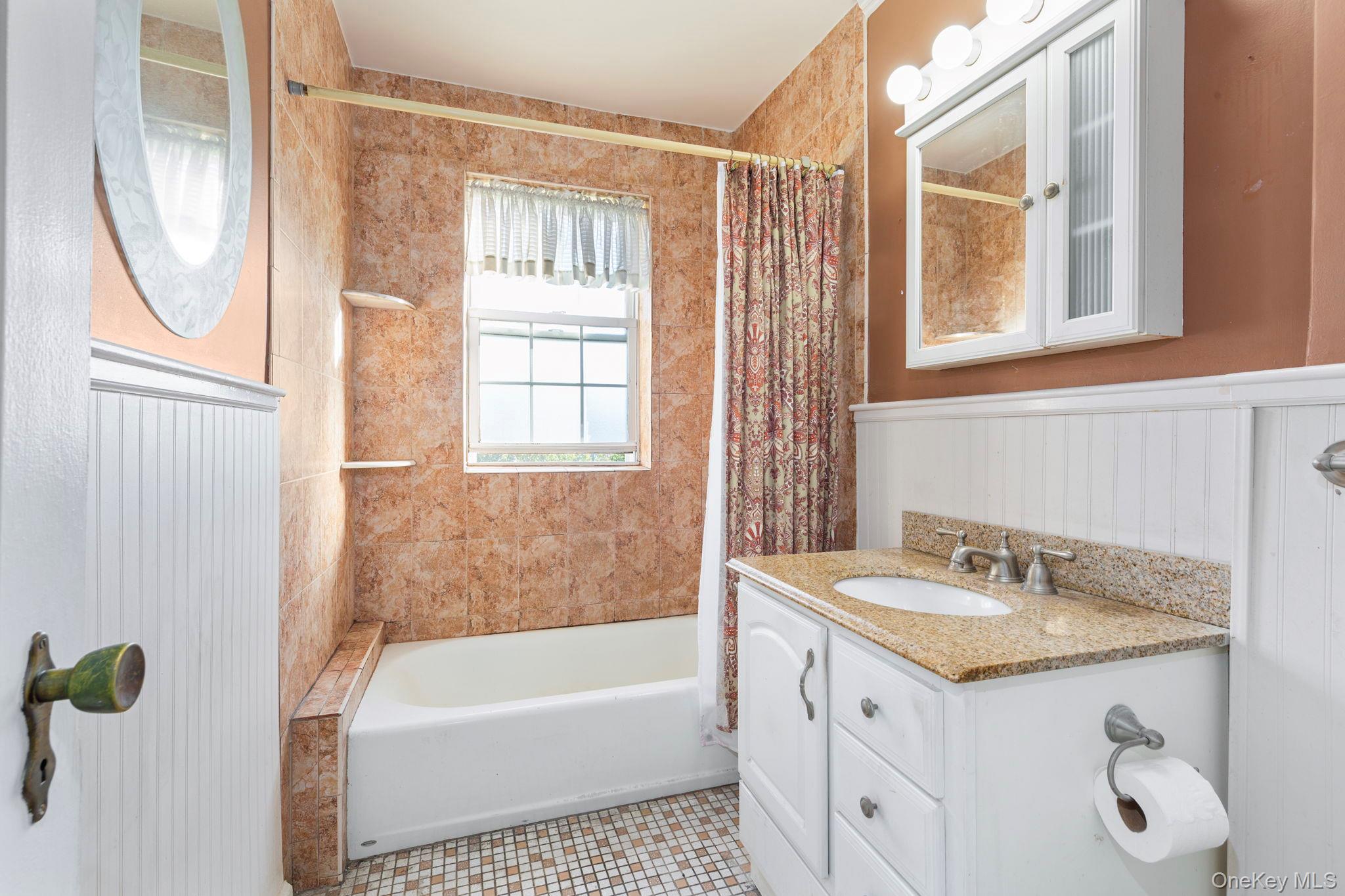 108 S Village Unit: 2B