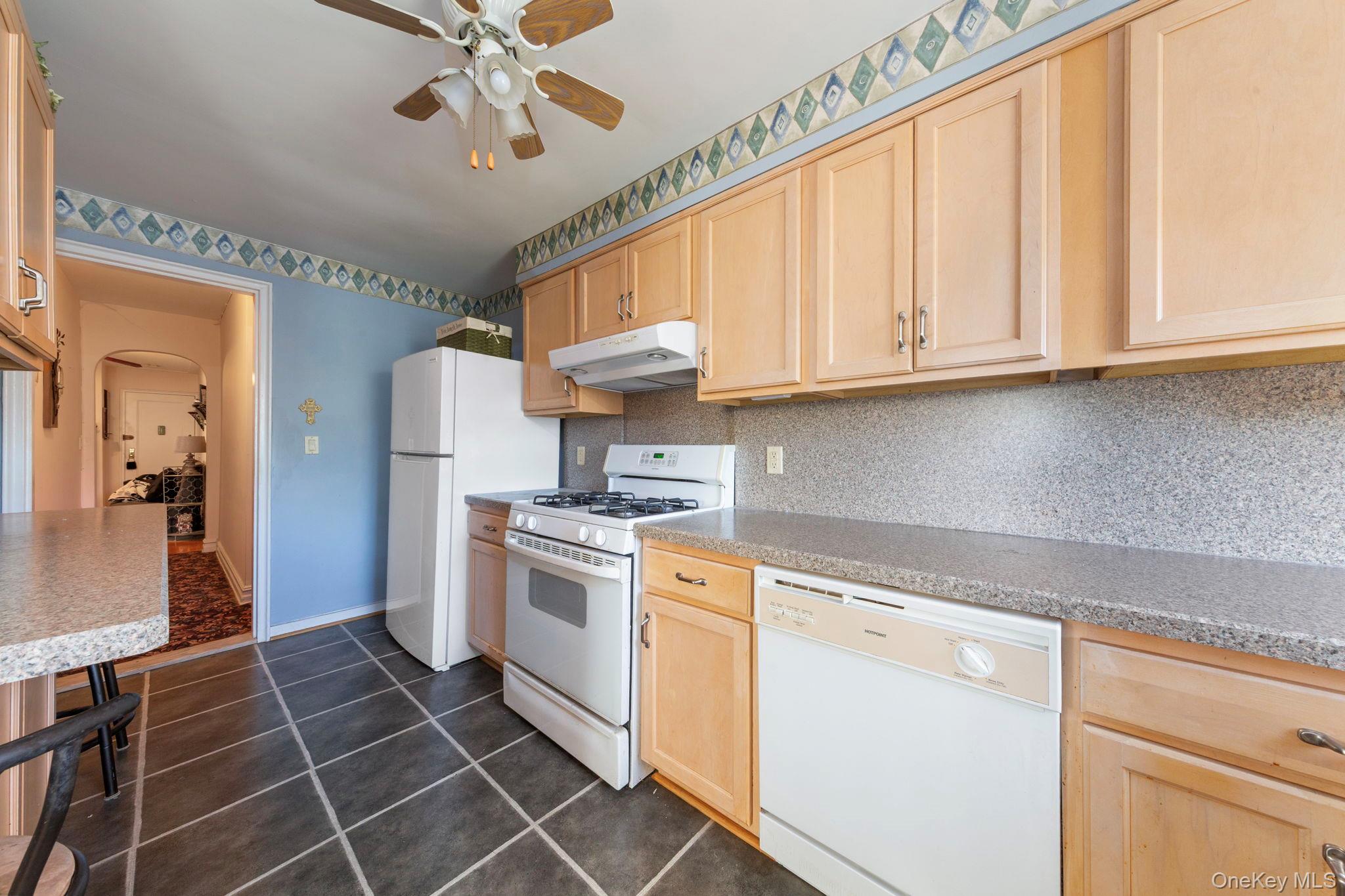 108 S Village Unit: 2B