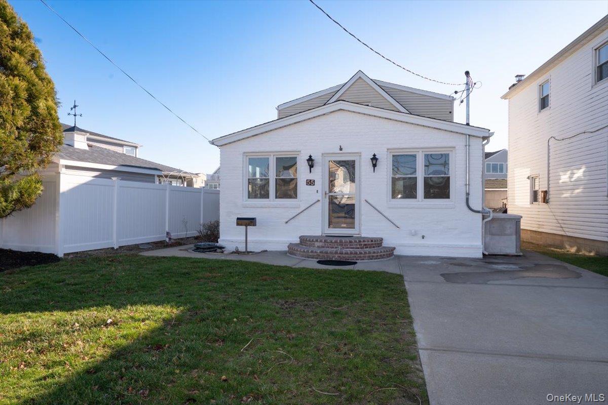55 Alhambra Road