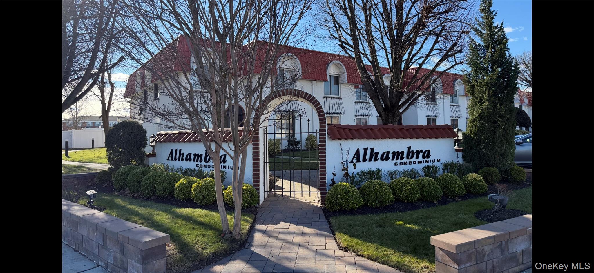 25 Alhambra Drive