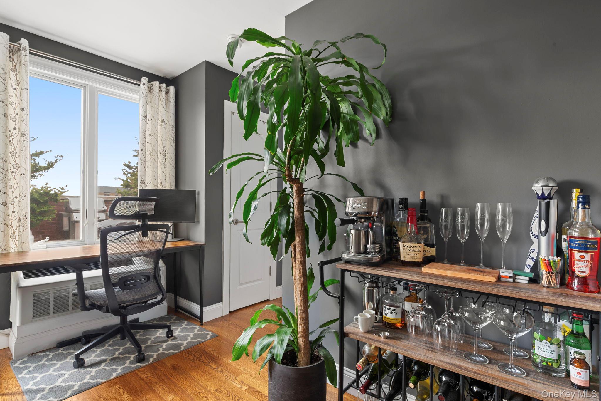 2325 31st Avenue Unit: Penthouse 7C