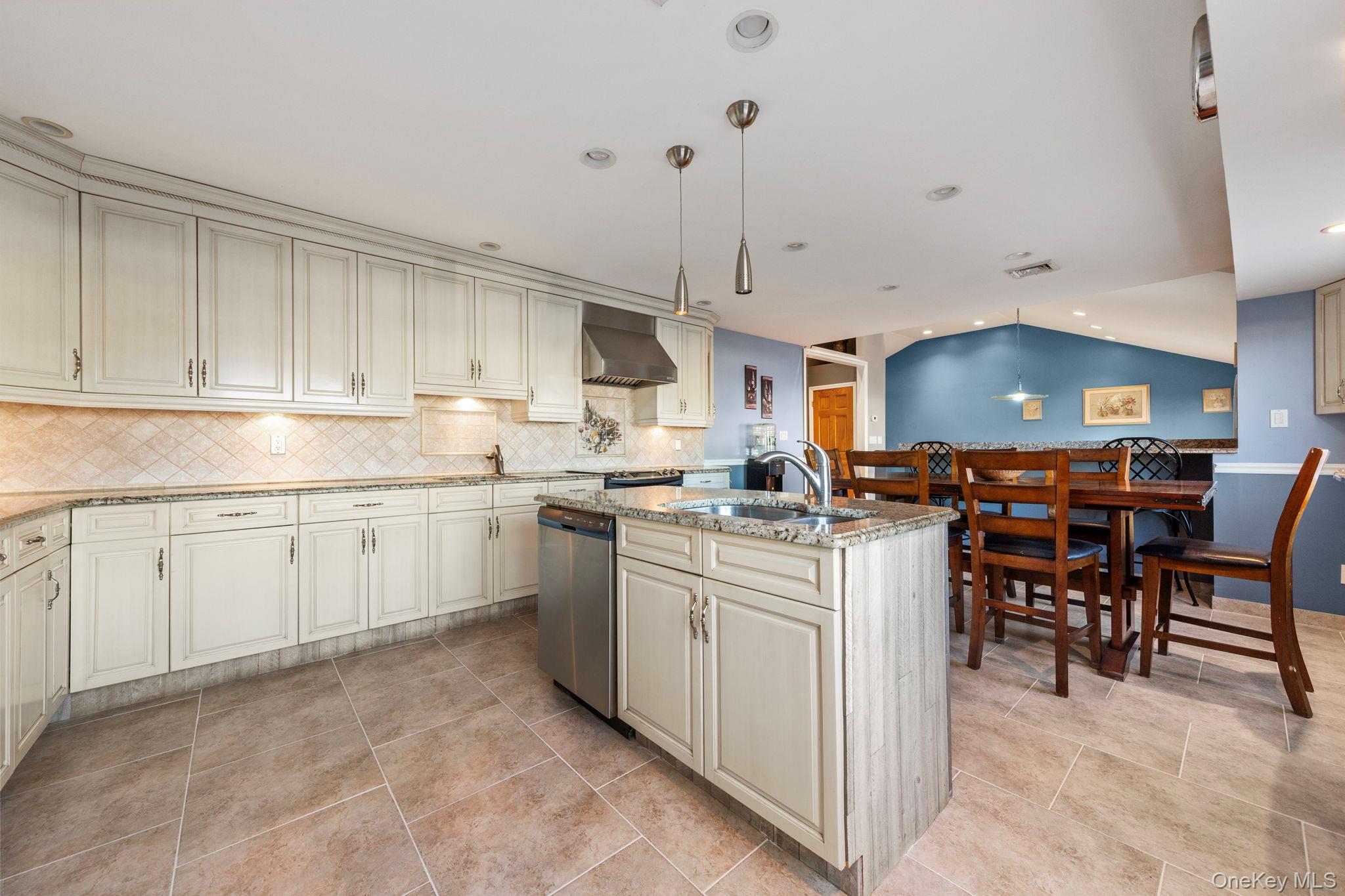 2770 Mandalay Beach Road