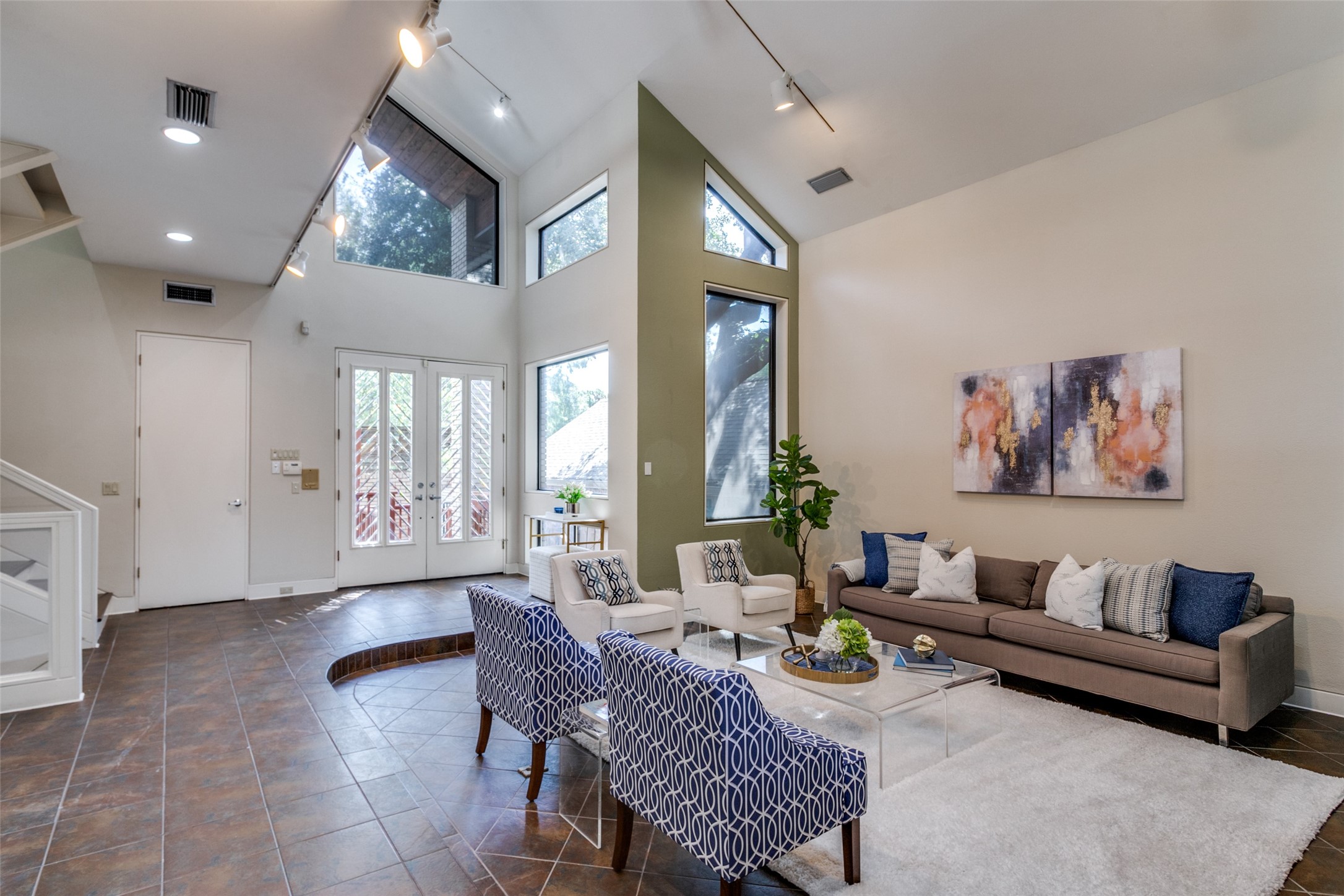 9119 Valley Chapel Lane