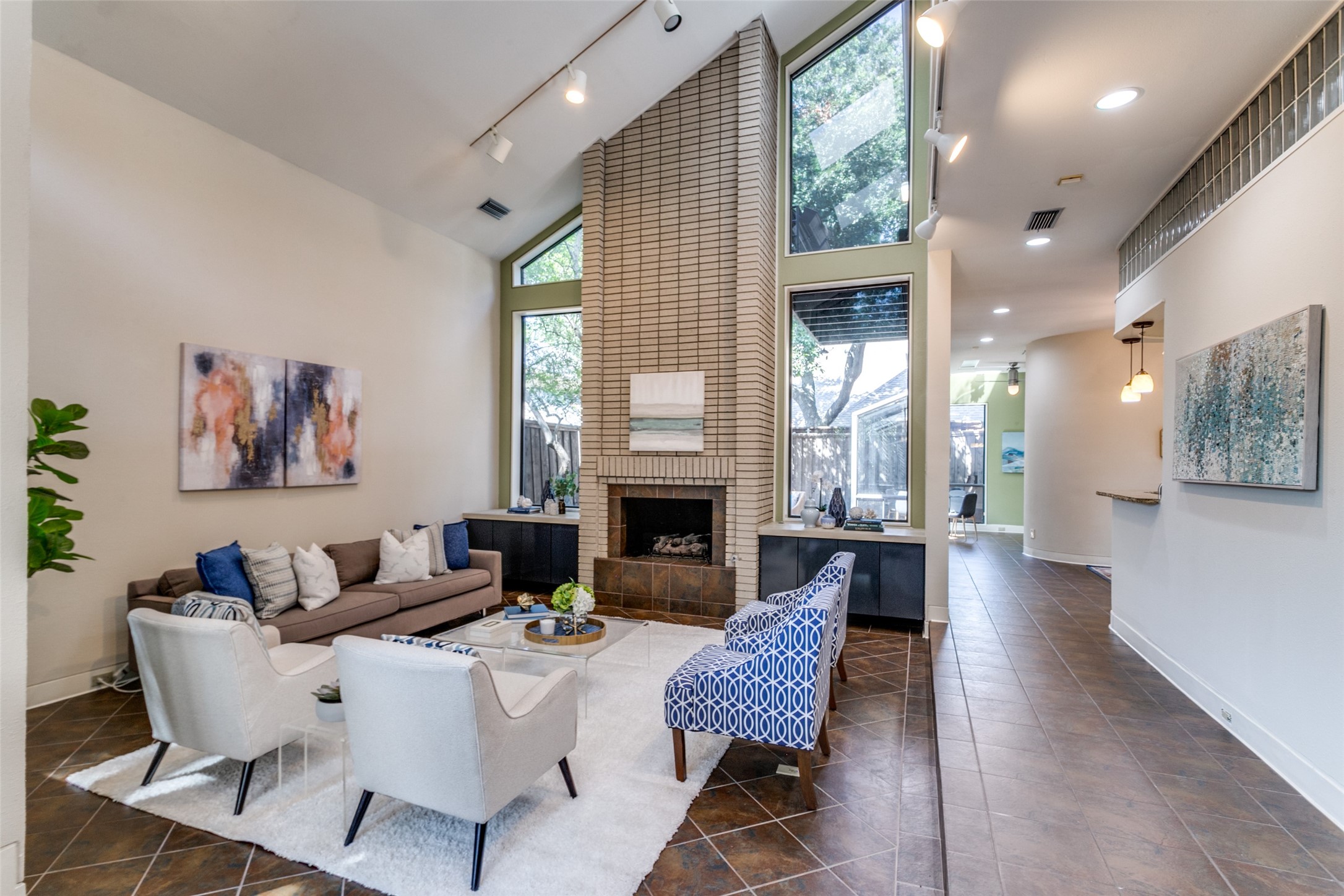 9119 Valley Chapel Lane