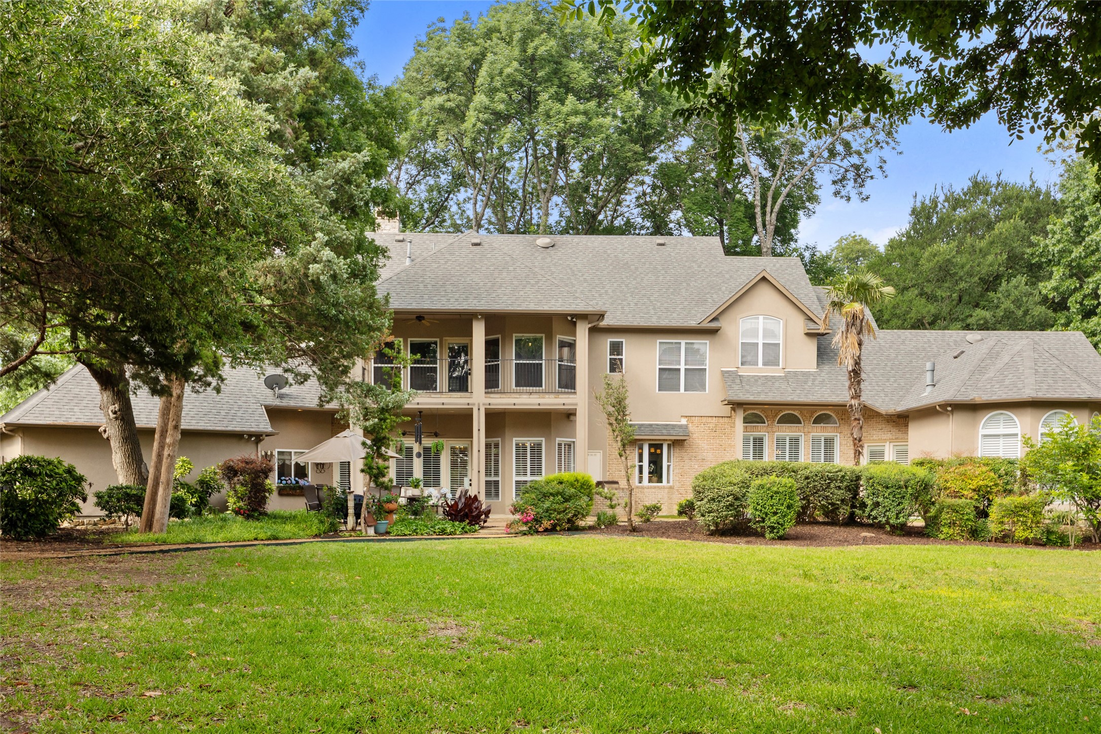 3109 Country Club Drive