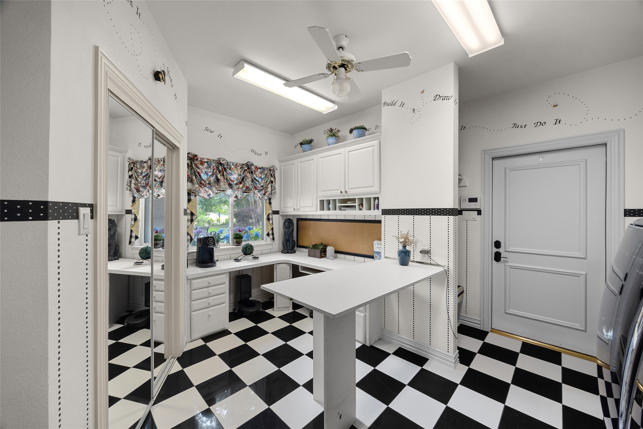 3109 Country Club Drive