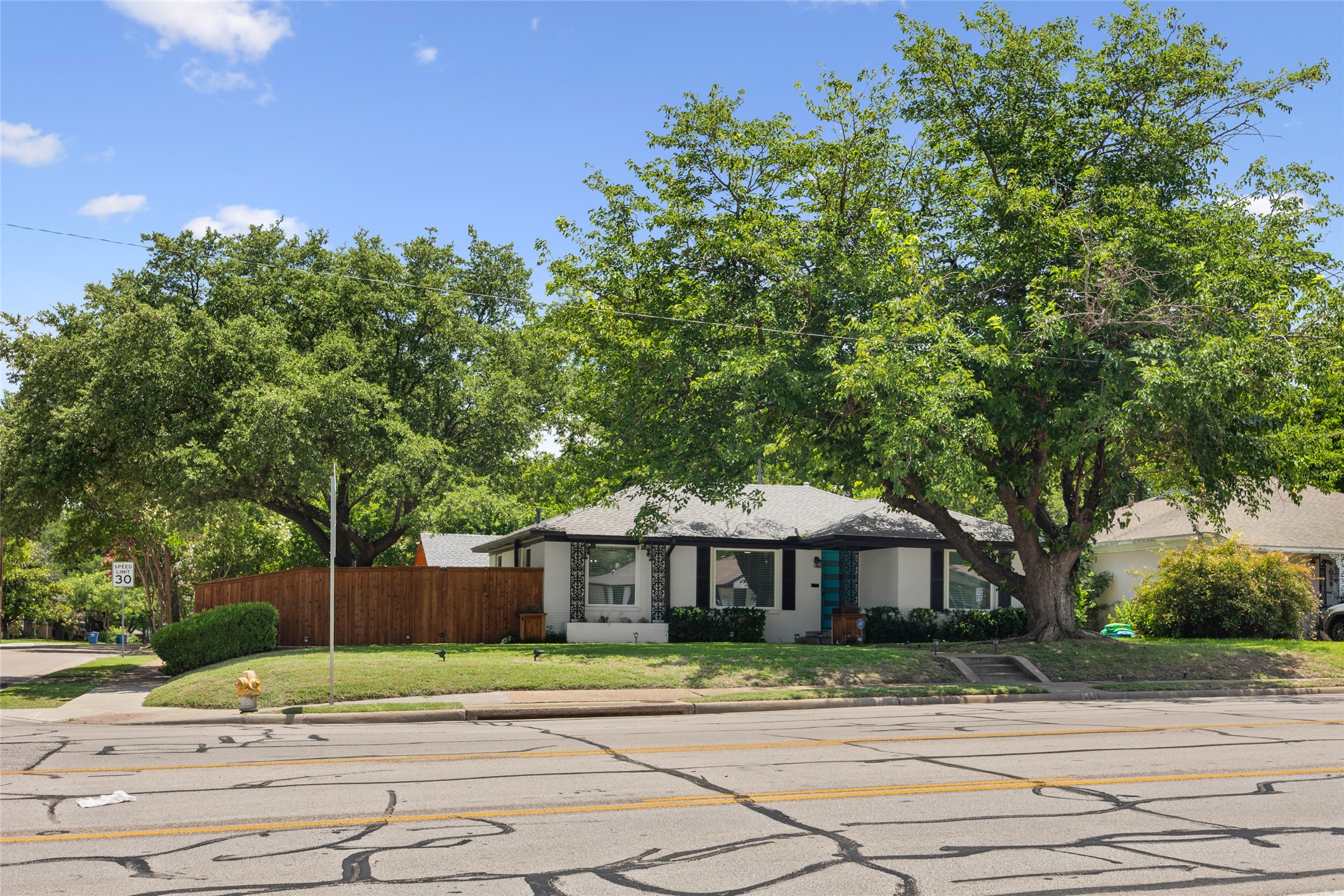 4344 Skillman Street