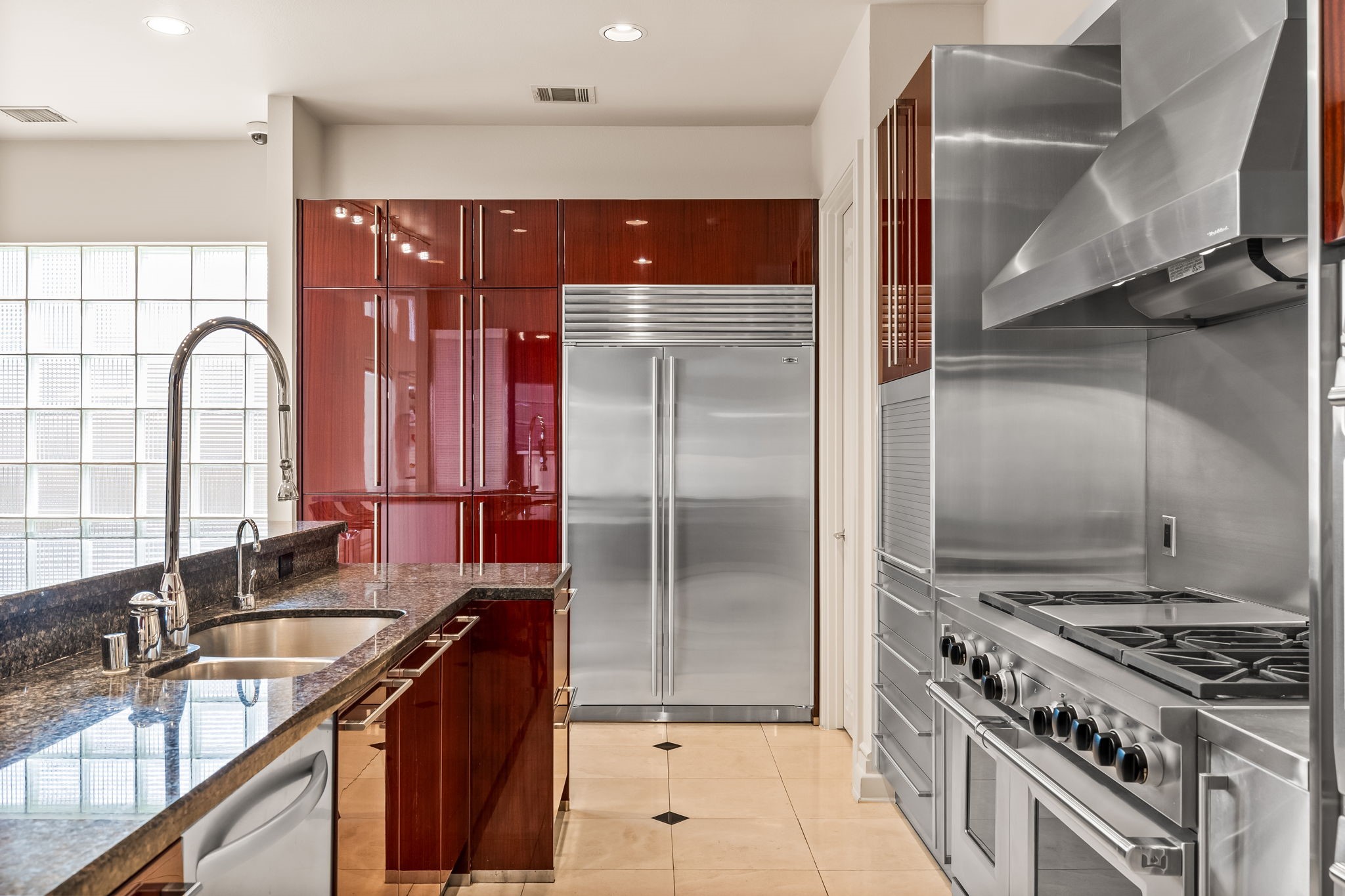 5608 Stone Cliff Court
