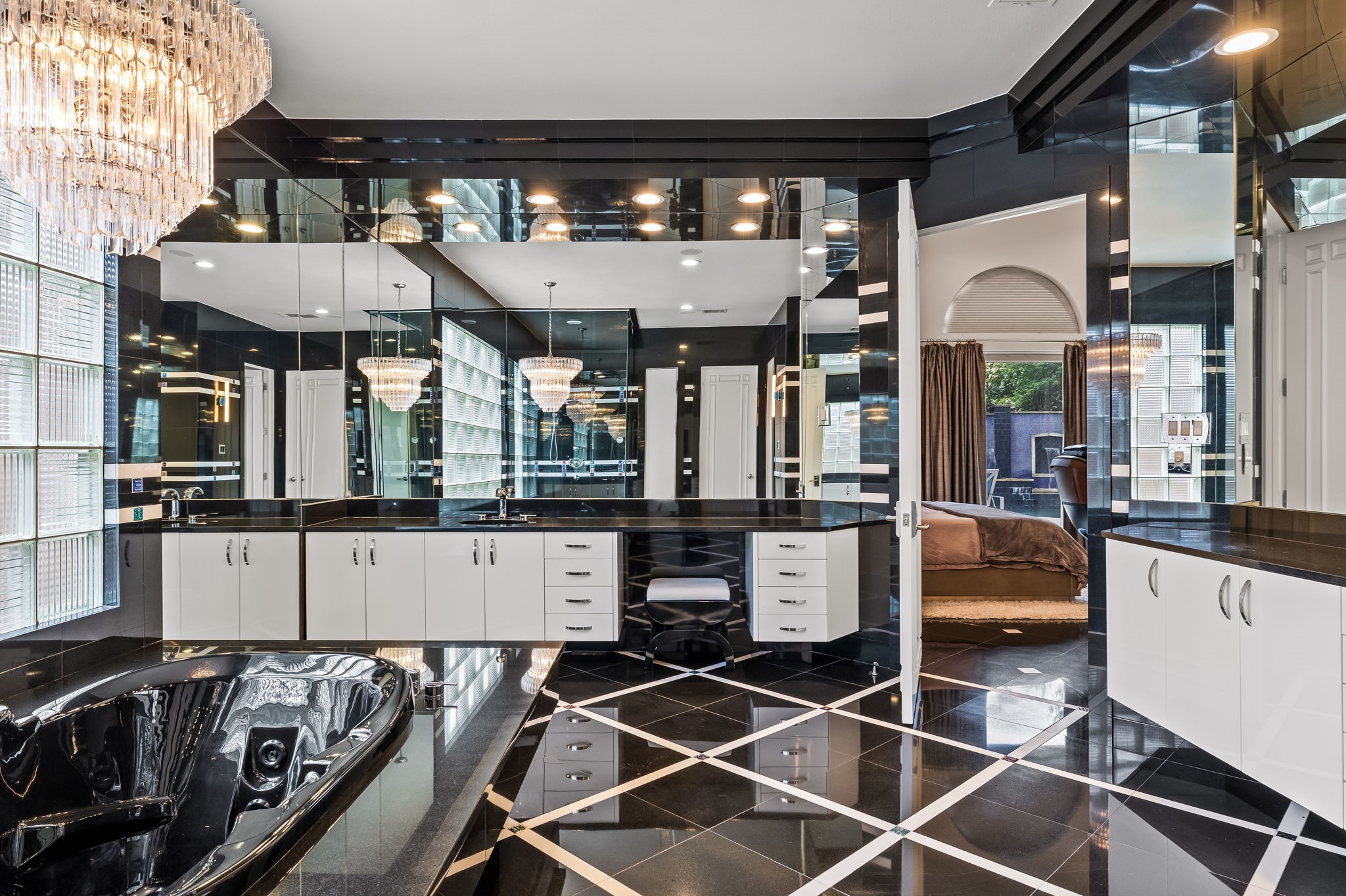 5608 Stone Cliff Court