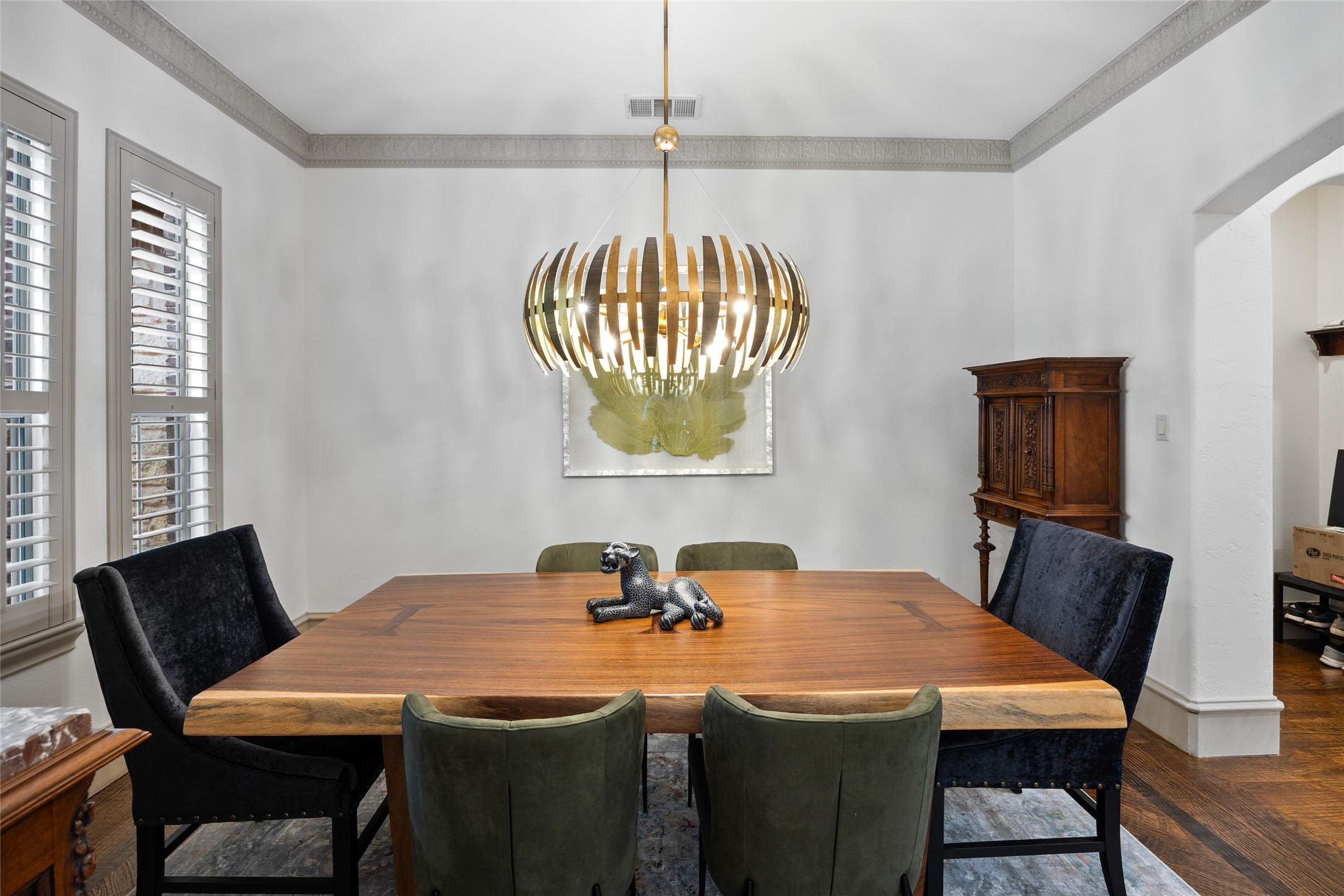 401 Wyndemere Boulevard