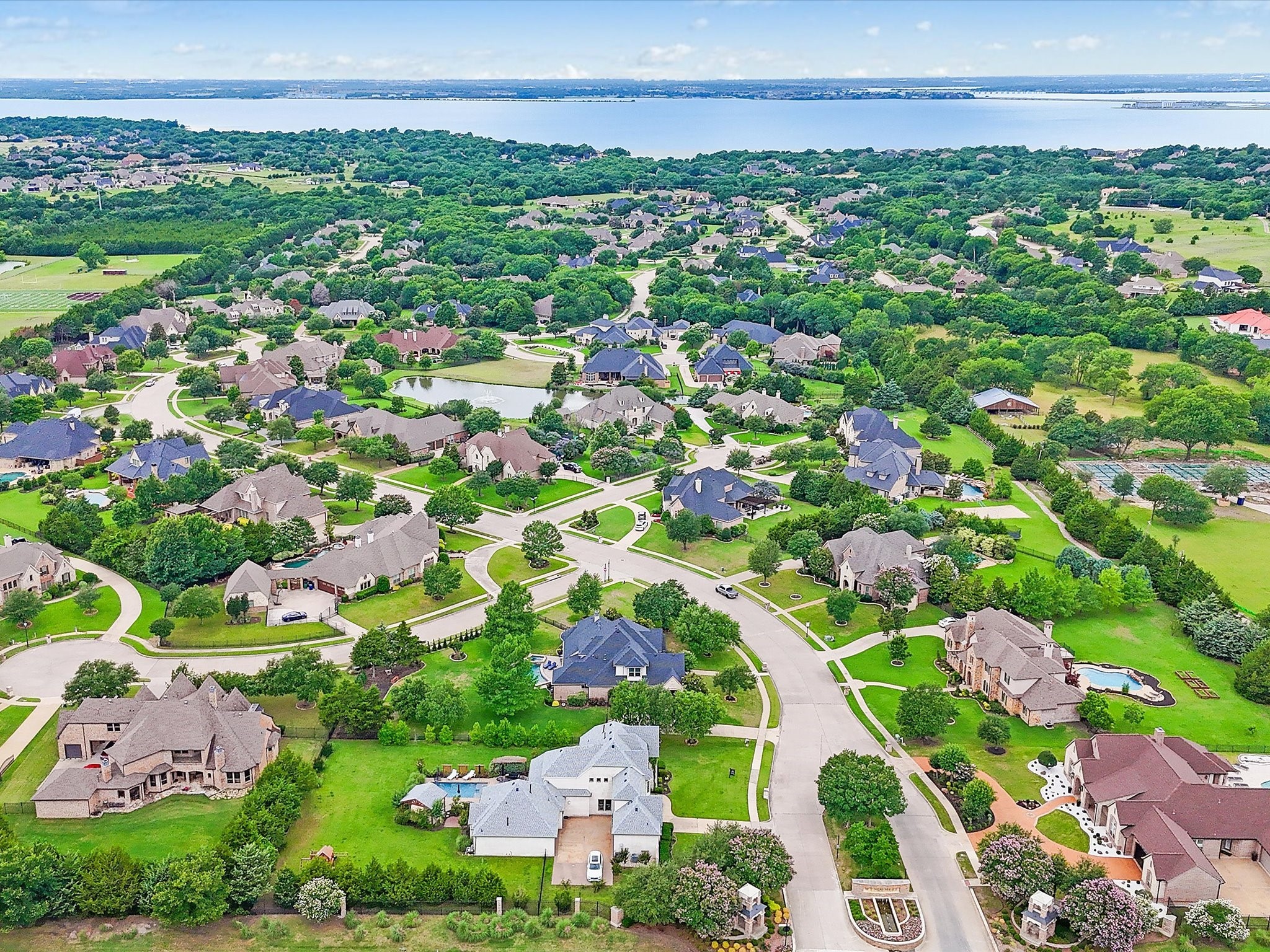 401 Wyndemere Boulevard