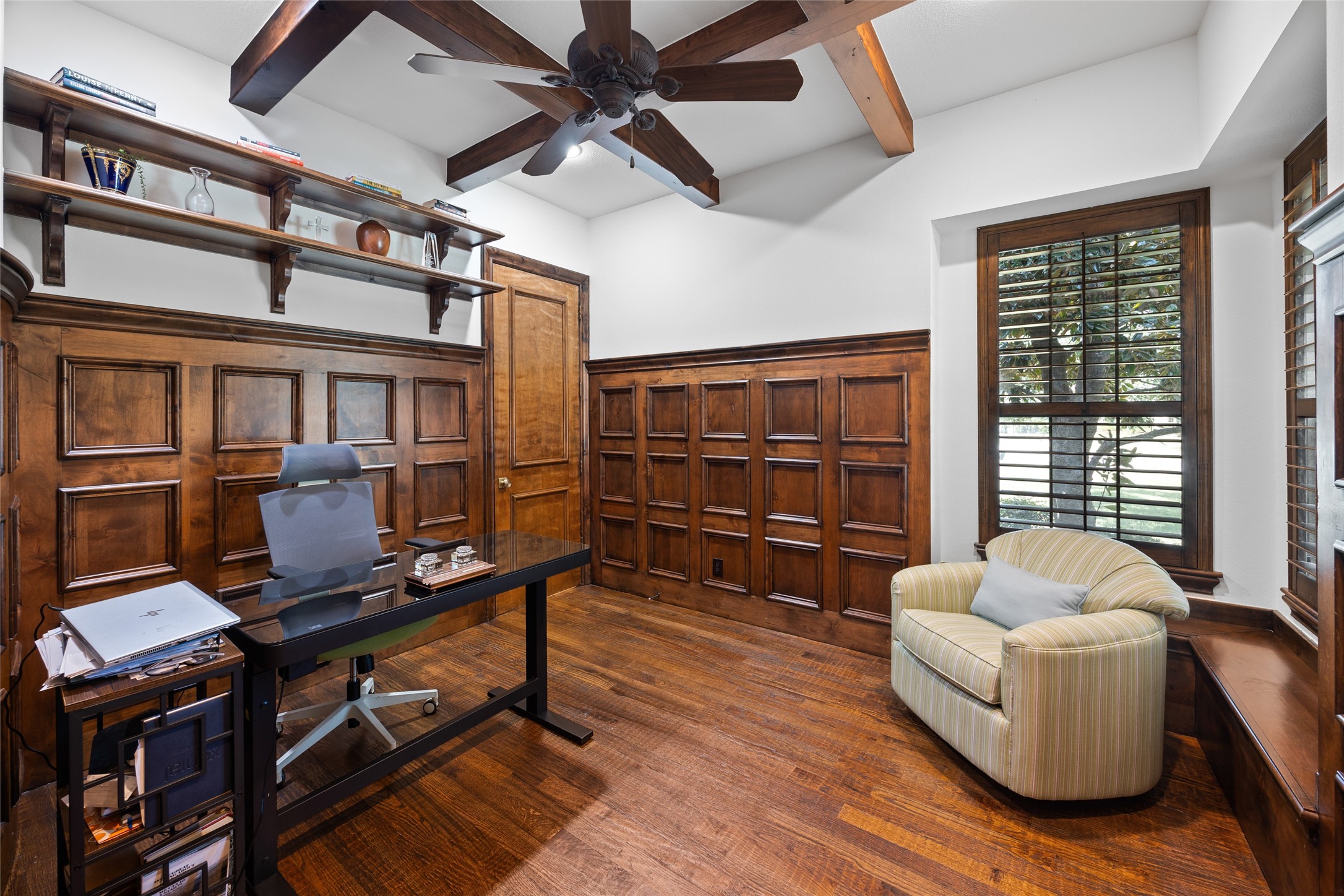 401 Wyndemere Boulevard