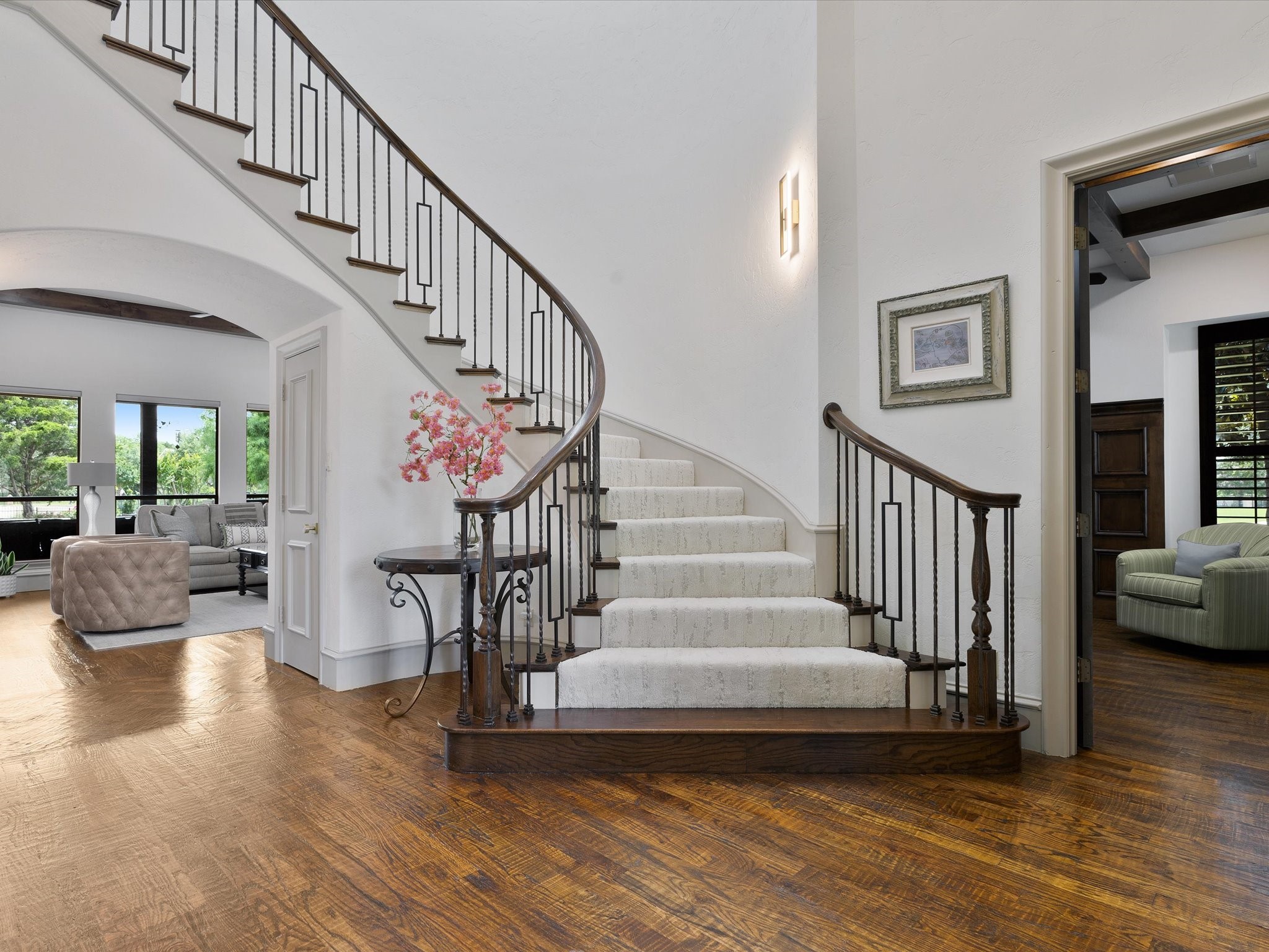 401 Wyndemere Boulevard