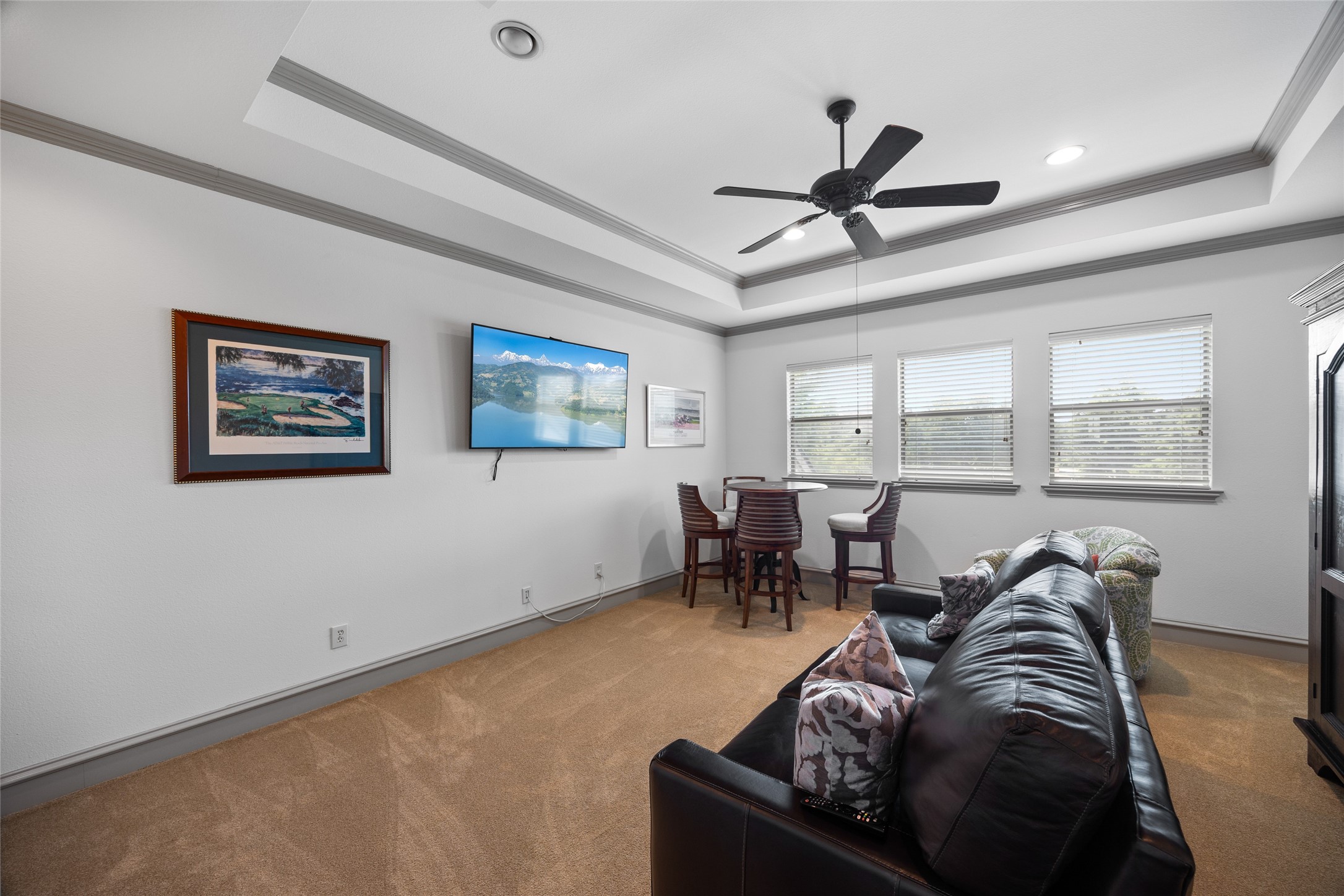 401 Wyndemere Boulevard