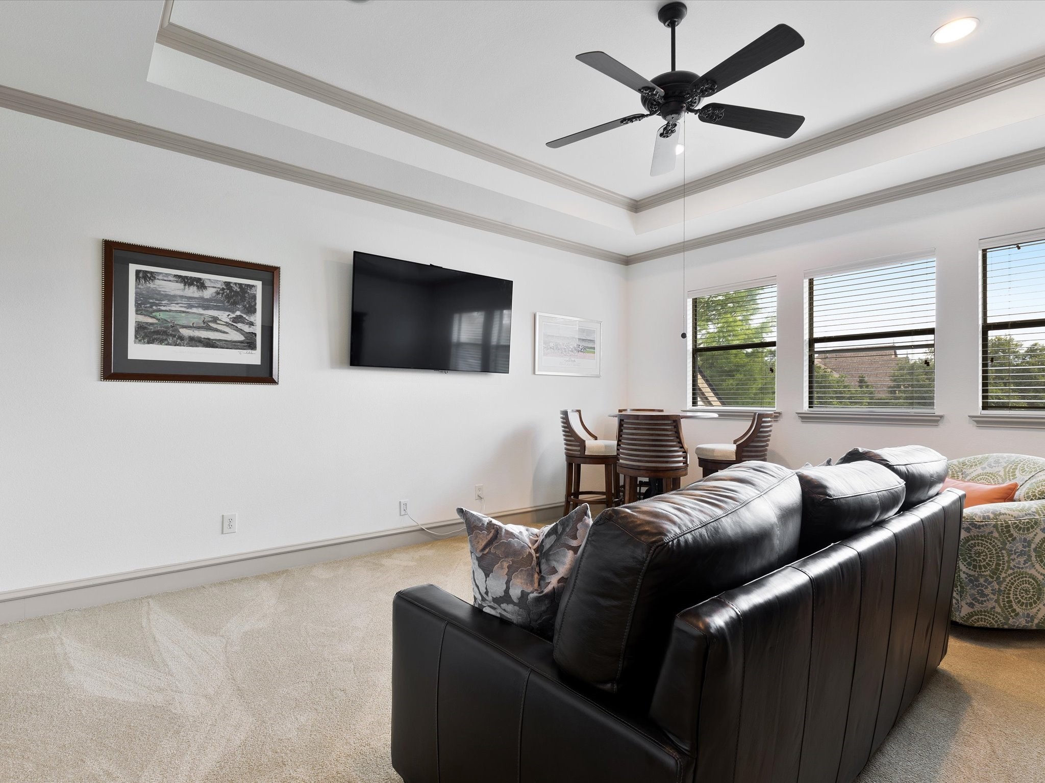 401 Wyndemere Boulevard