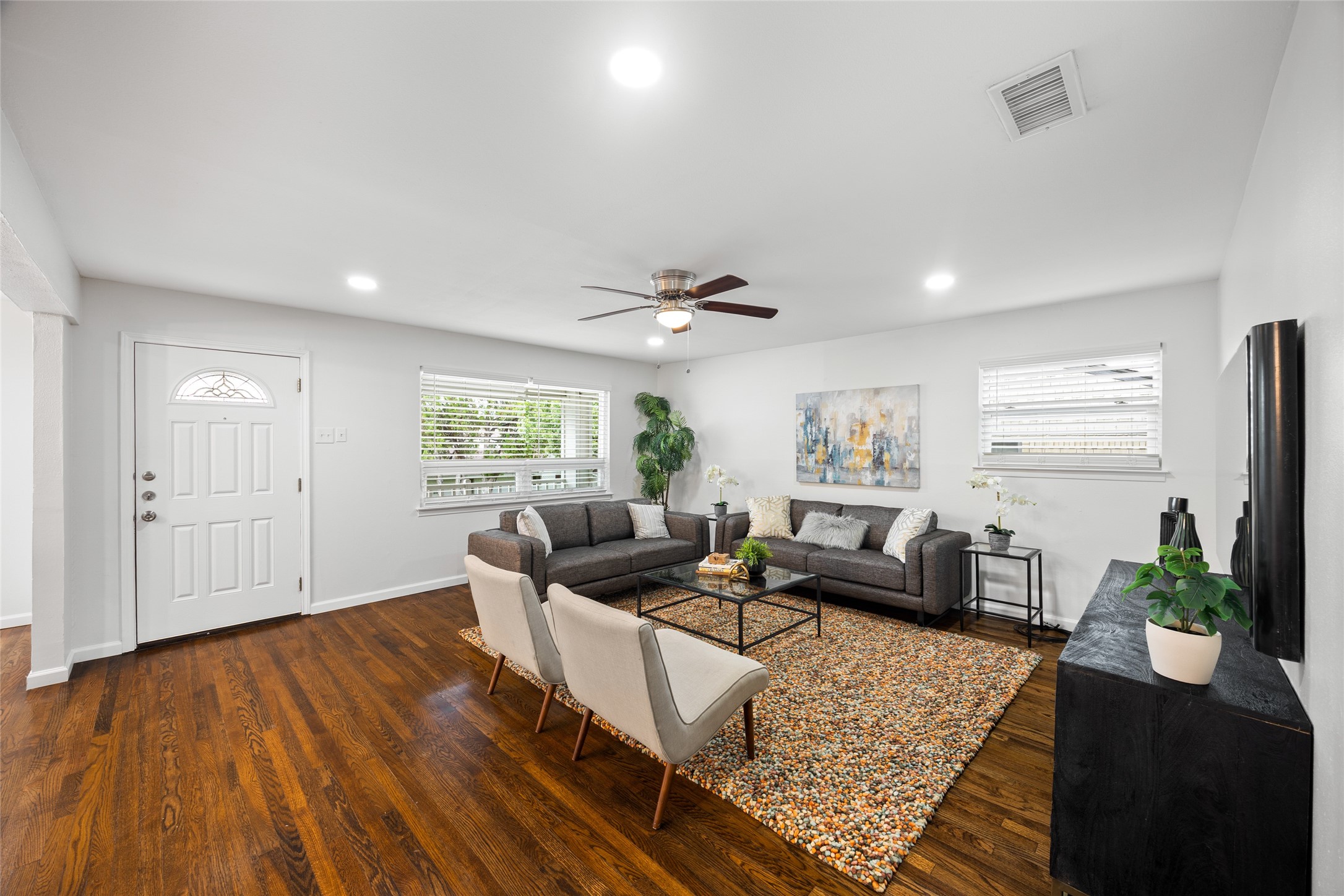 7024 Irongate Lane
