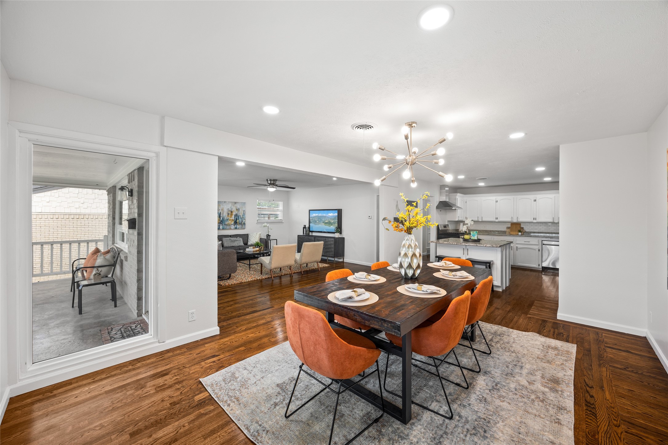 7024 Irongate Lane